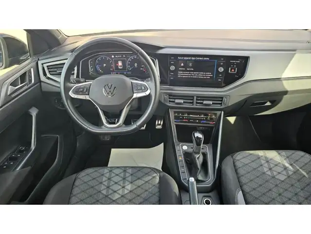 Volkswagen Taigo view 4