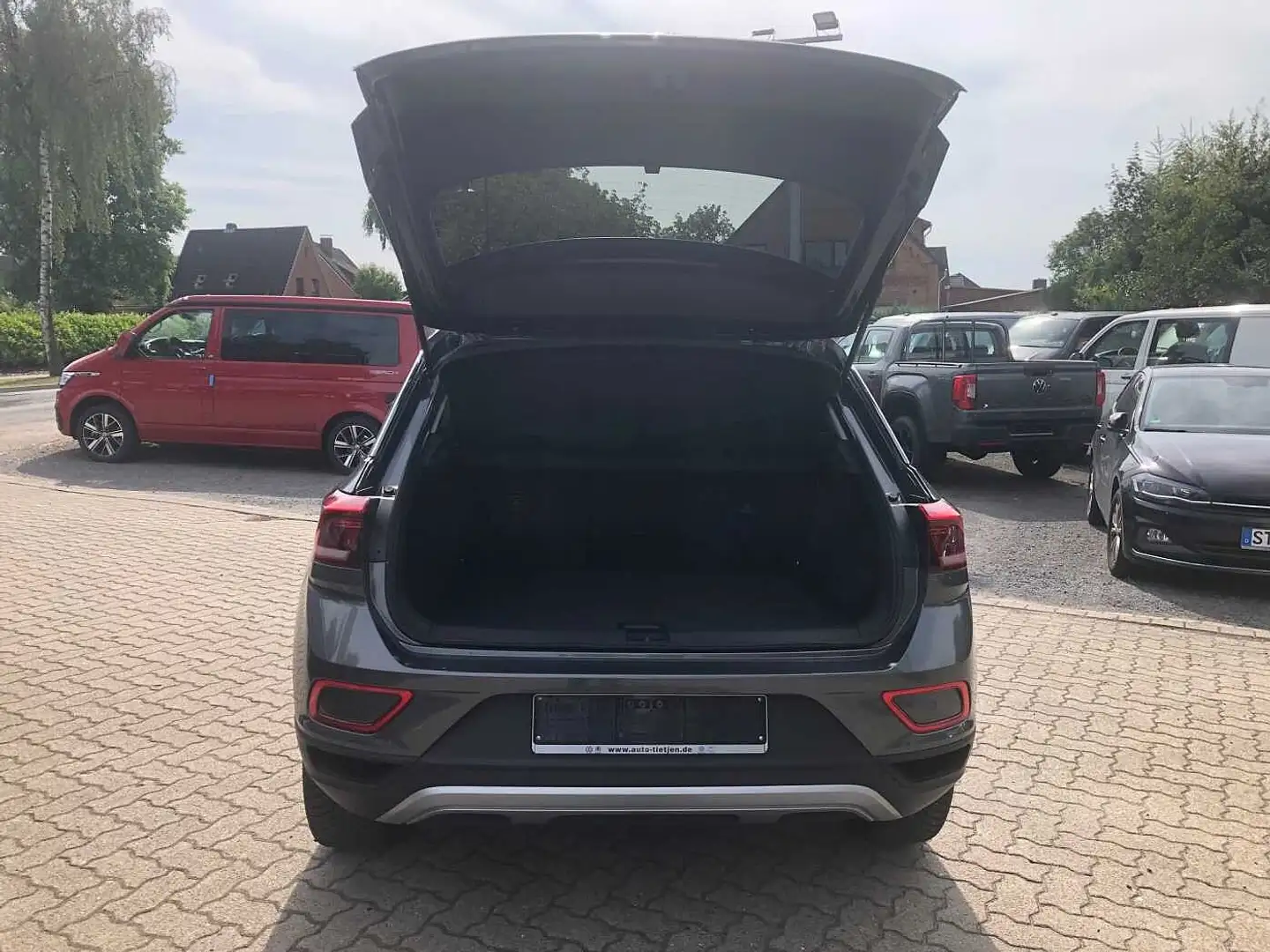 Volkswagen T-Roc 1.0 TSI OPF Move Gris - 2