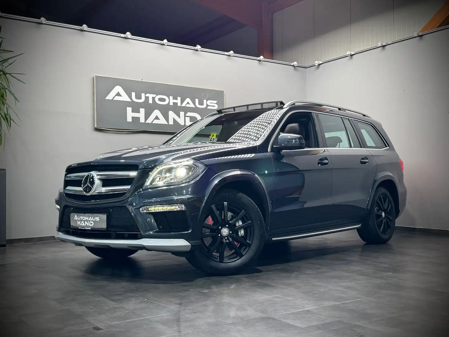 Mercedes-Benz GL 350 GL350*BlueTec*4Matic*Navi*Pano*Bi-Xenon*AMG* Grau - 1