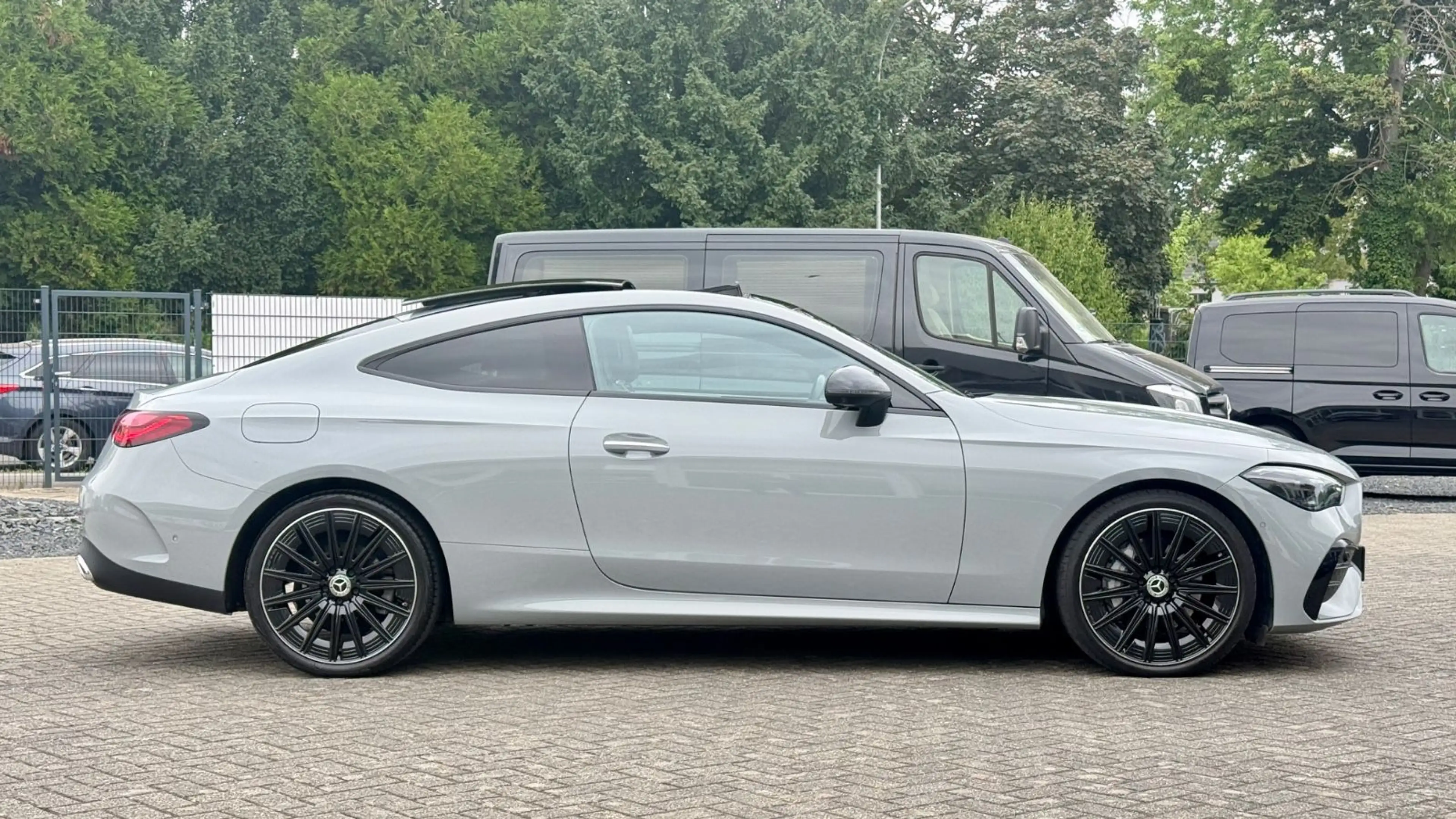 Mercedes-Benz CLE 220 d Coupe AMG Premium 360° MEMORY DISTRO — photo 7