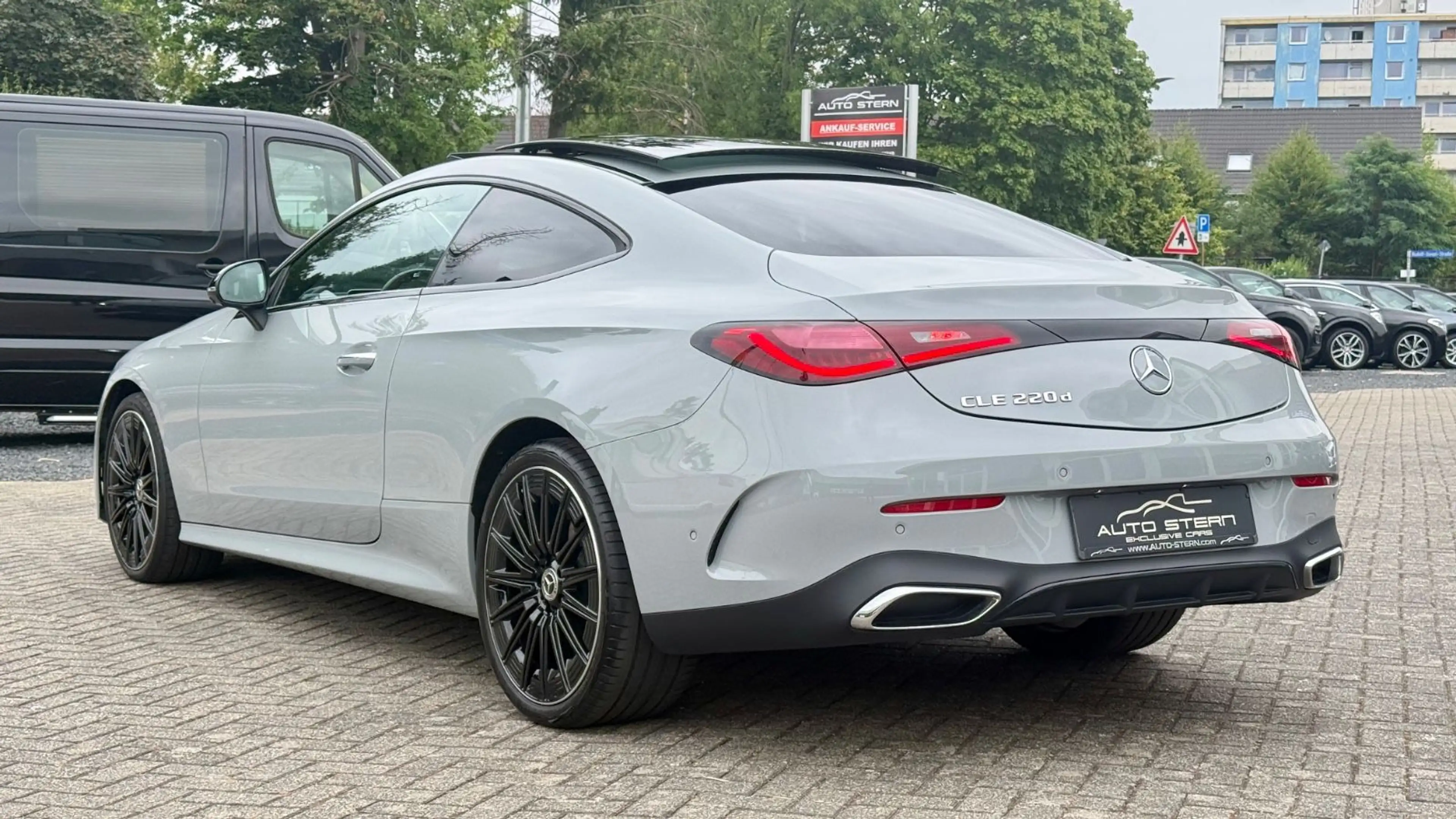 Mercedes-Benz CLE 220 d Coupe AMG Premium 360° MEMORY DISTRO — photo 4
