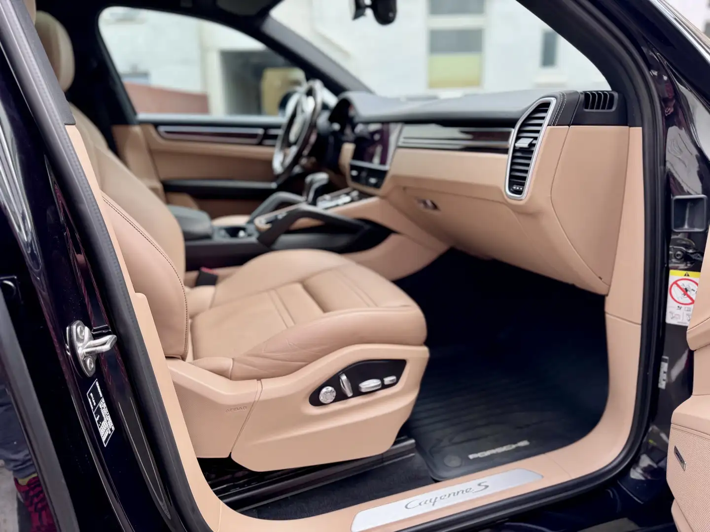 Porsche Cayenne Approved 21" PDLS+ Pano Luft 360° 90L SoftClose Black - 2