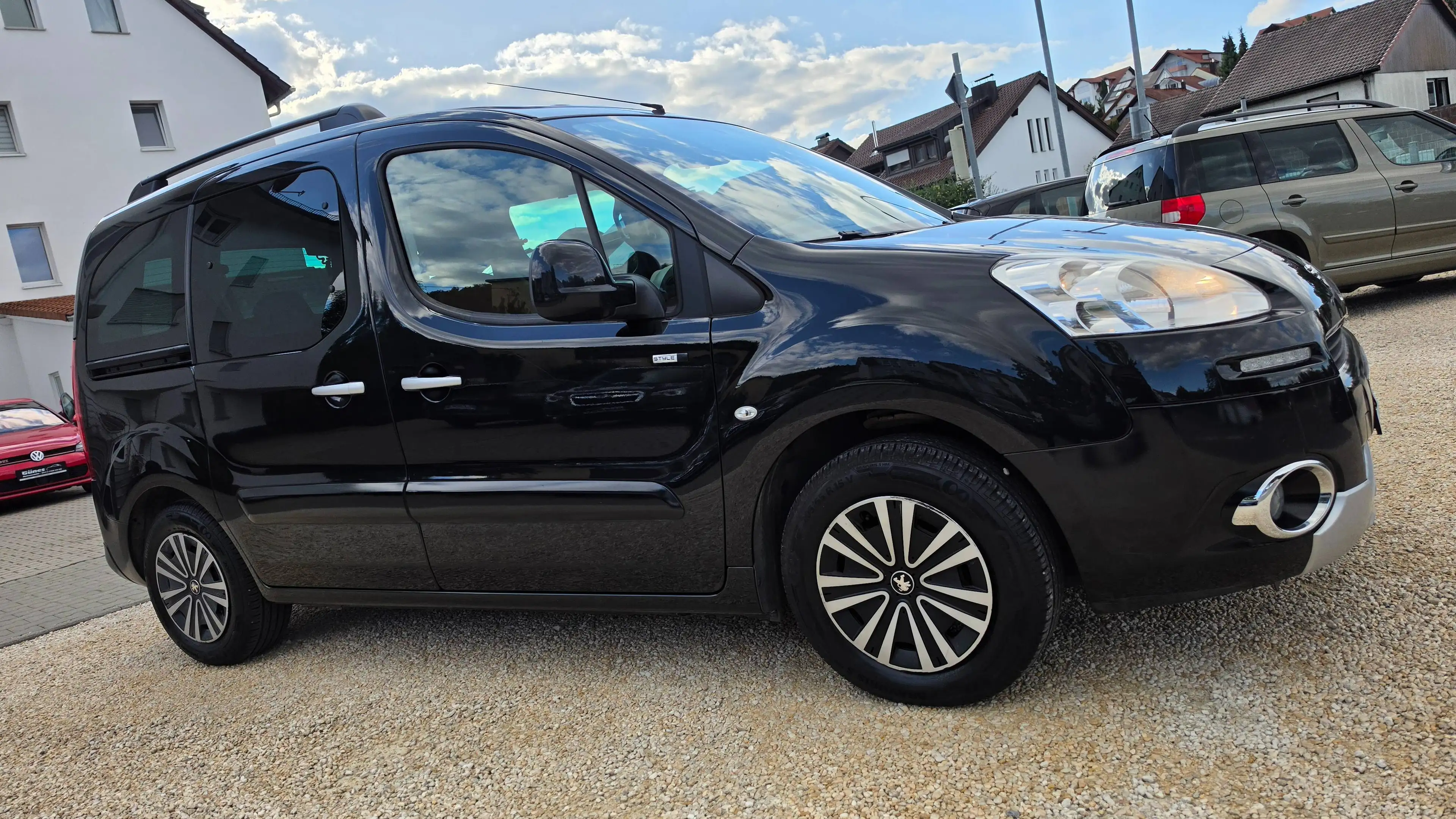 Peugeot Partner FAMILY+GARANTIE+TÜV+PANORAMA+PARKS+5SITZE+KLIMA — photo 8