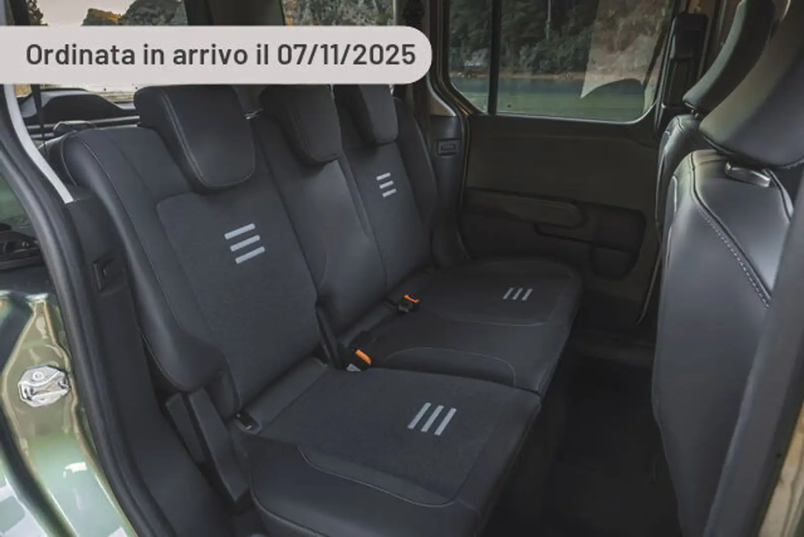 Ford Tourneo Courier 1.0 EcoBoost Powershift Active Argento - 1