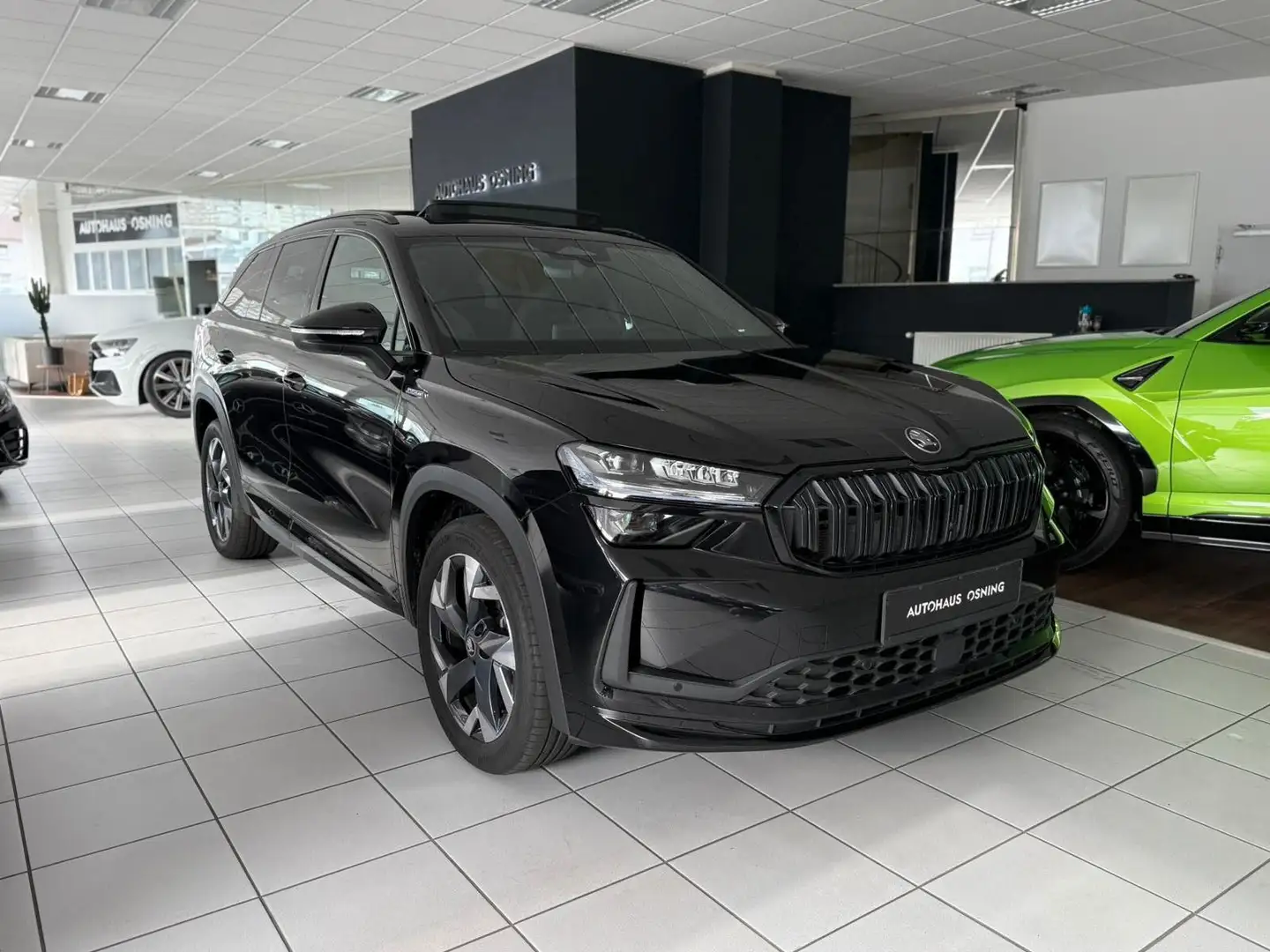 Skoda Kodiaq 2.0 TDI Sportline 7 SITZER PANO MEMORY Schwarz - 1