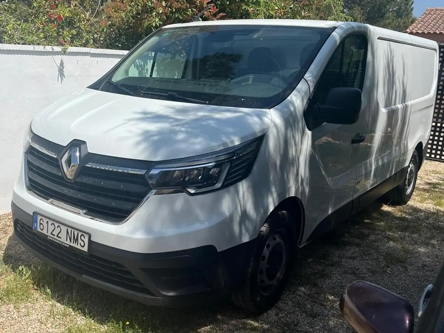 Renault Trafic Trafic Furgón L2H1 BluedCi 96kW CU aumentada Blanco - 1