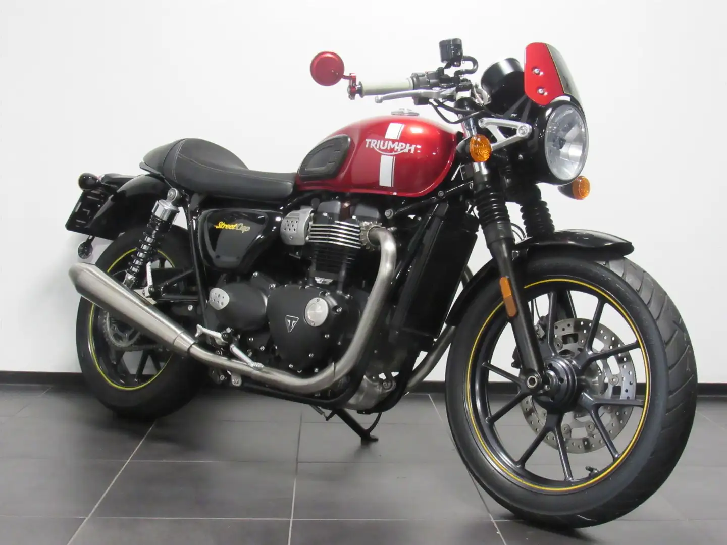 Triumph Street Cup Červená - 2