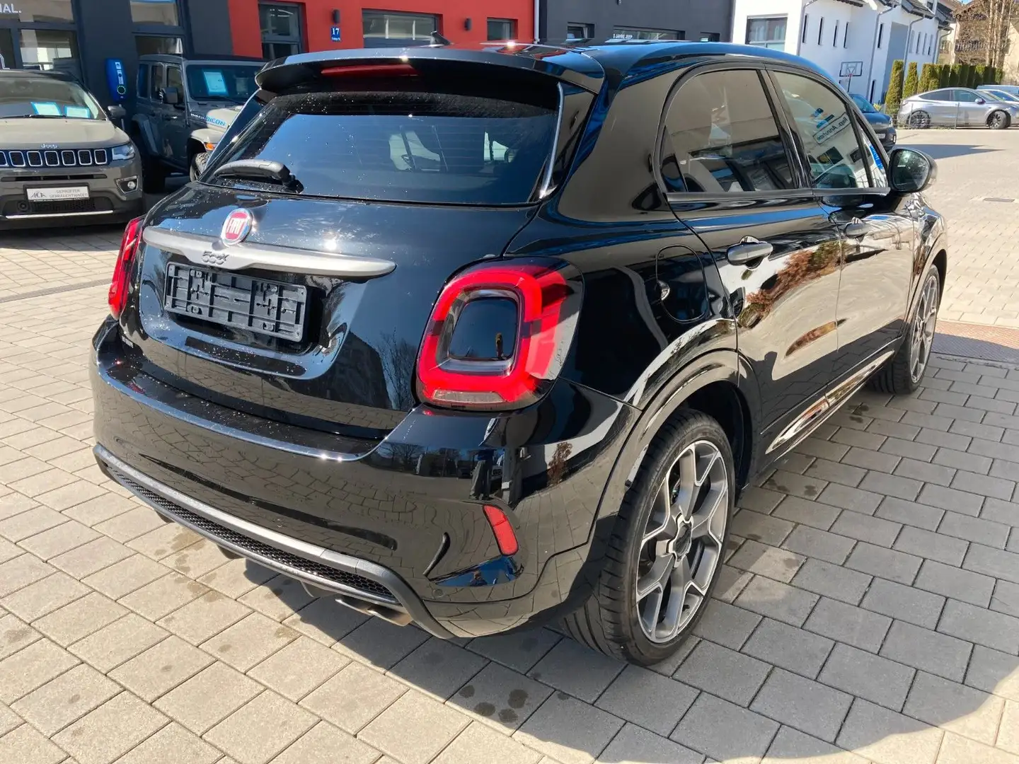 Fiat 500X Sport 1.0 FireFly Turbo 88kW 4x2 19" Räder Schwarz - 2