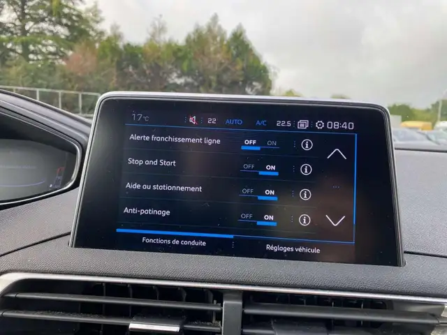 Peugeot 5008 view 14