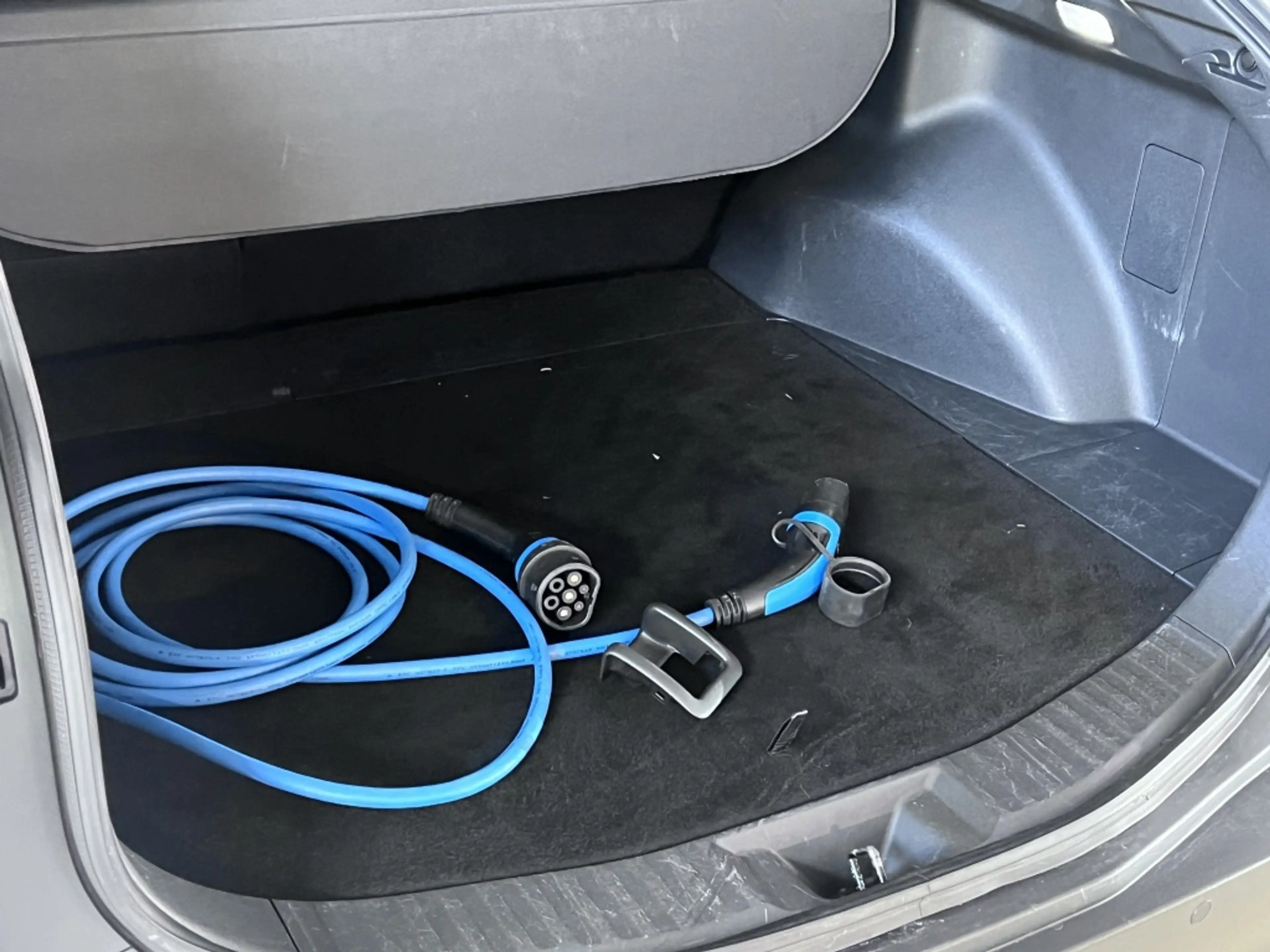 Subaru Solterra 71 kWh — photo 8
