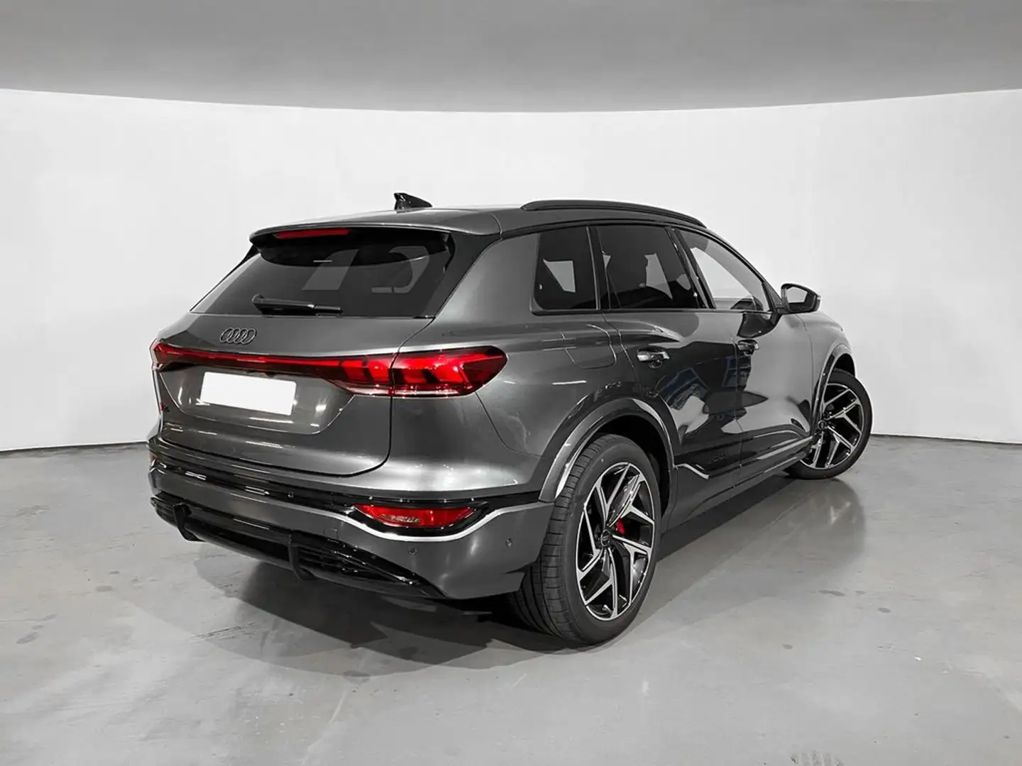 Audi e-tron S line 285 kW (387 CV) quattro Gris - 2