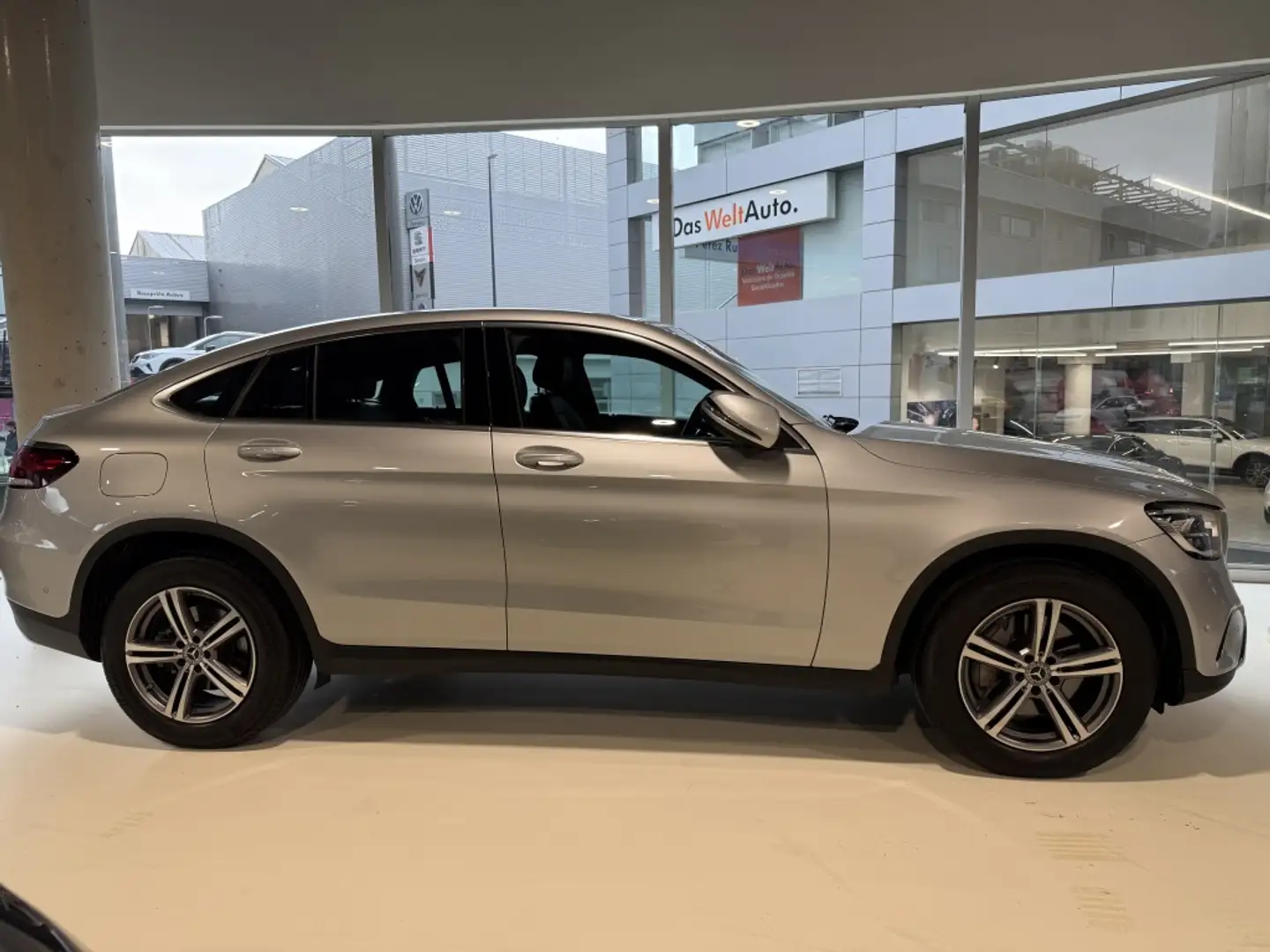 Mercedes-Benz GLC 220 Coupé 220d 4Matic 9G-Tronic Argent - 2