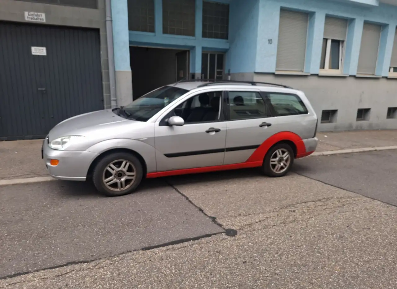 Ford Focus Turnier Futura, foto 2