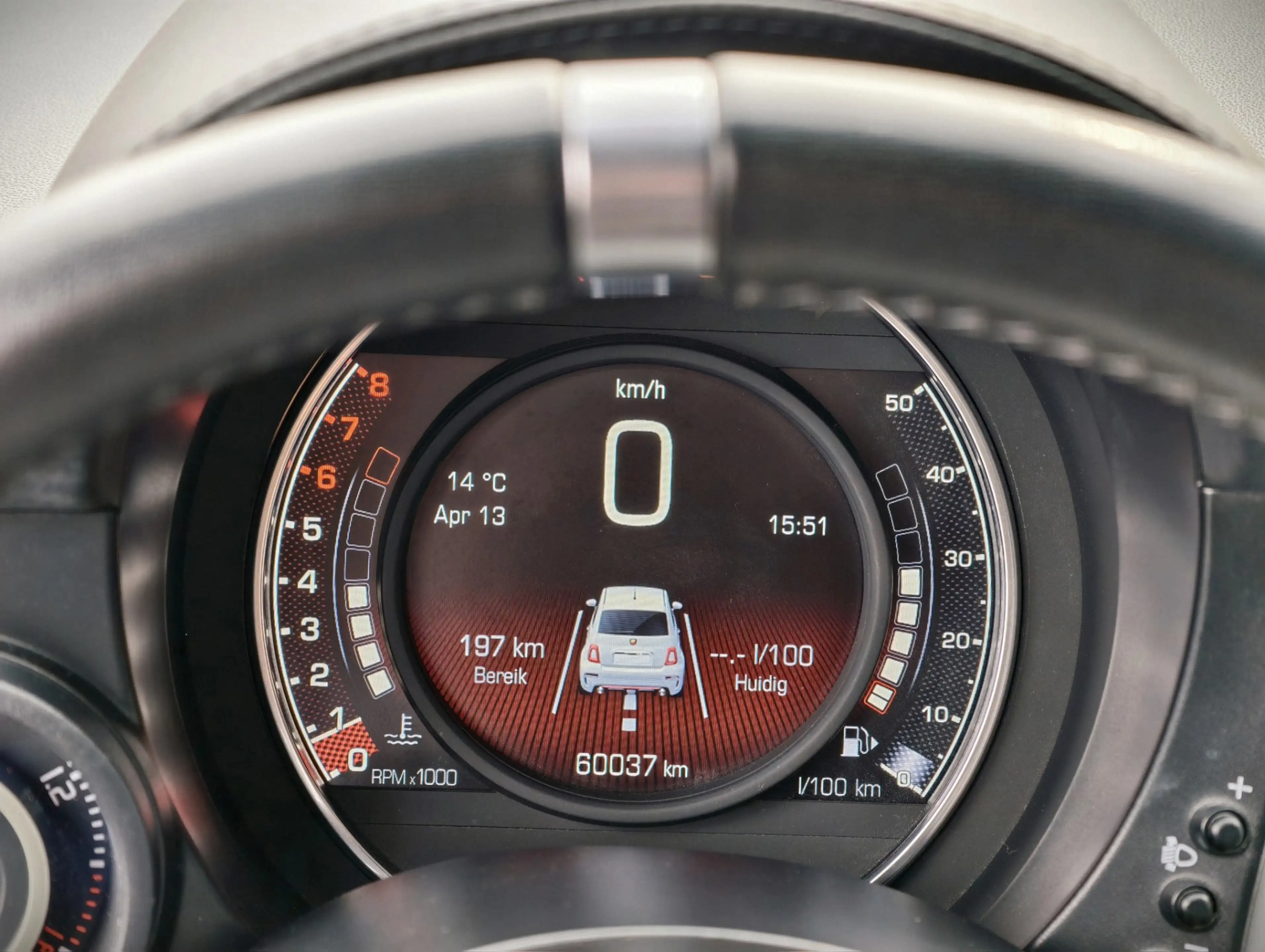 Fiat 500 Abarth 1.4 T-Jet 595 // 146 PK / SPORTUITVOERING / 17" VE — photo 12