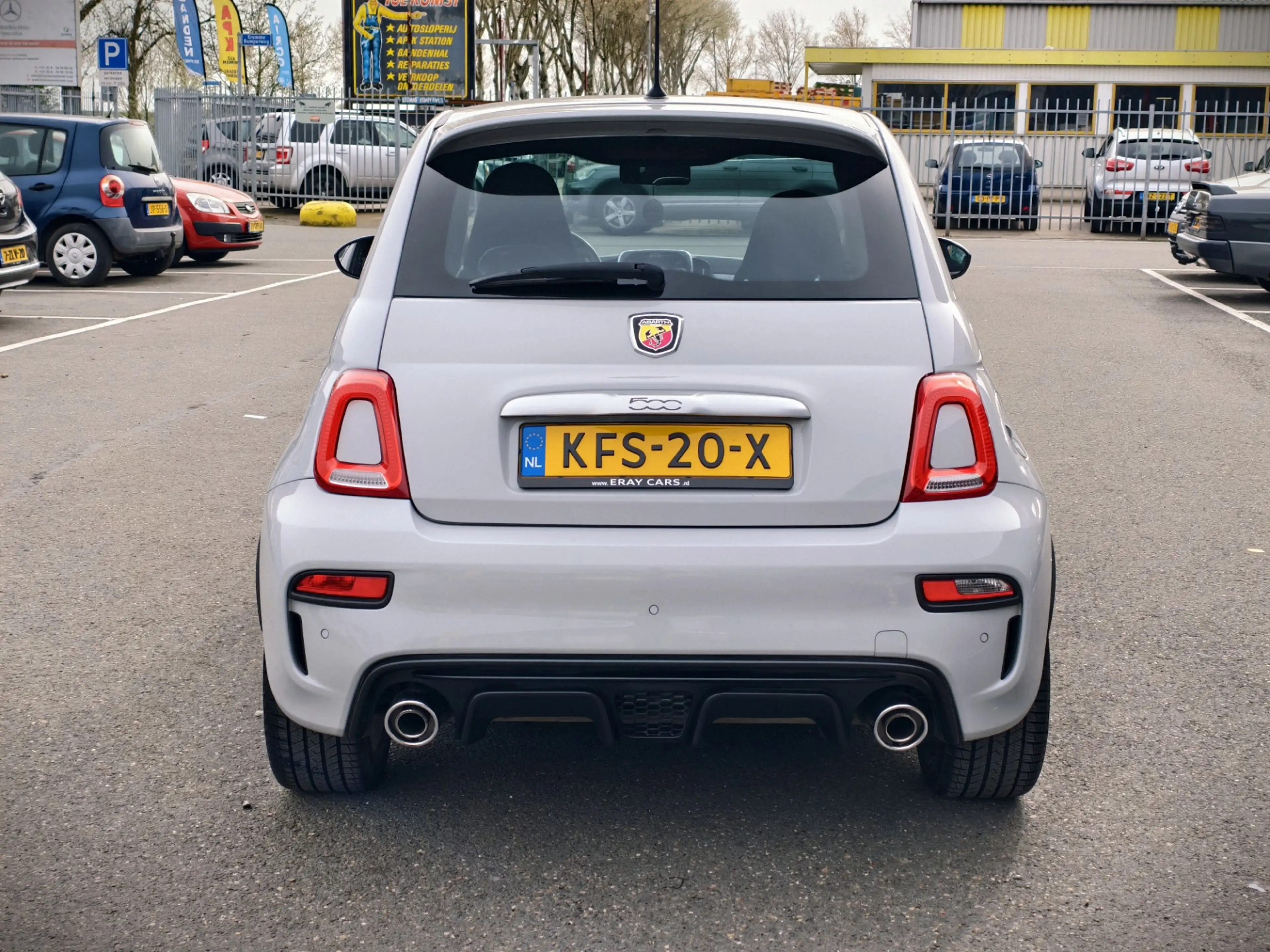 Fiat 500 Abarth 1.4 T-Jet 595 // 146 PK / SPORTUITVOERING / 17" VE — photo 4