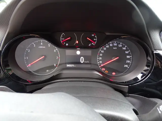 Opel Corsa view 8