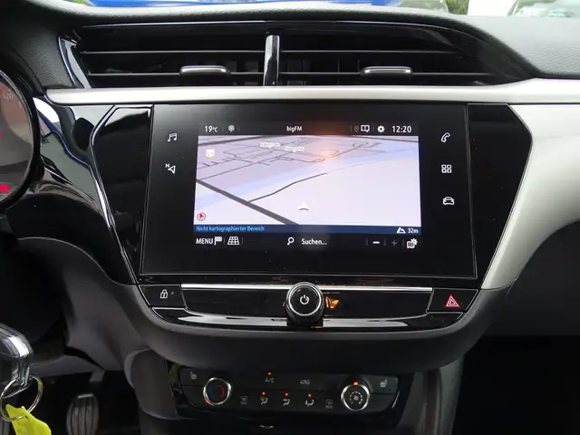 Opel Corsa view 9