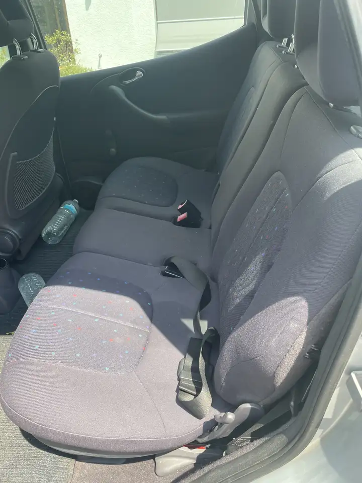 Mercedes-Benz A 140 Classic, foto 2