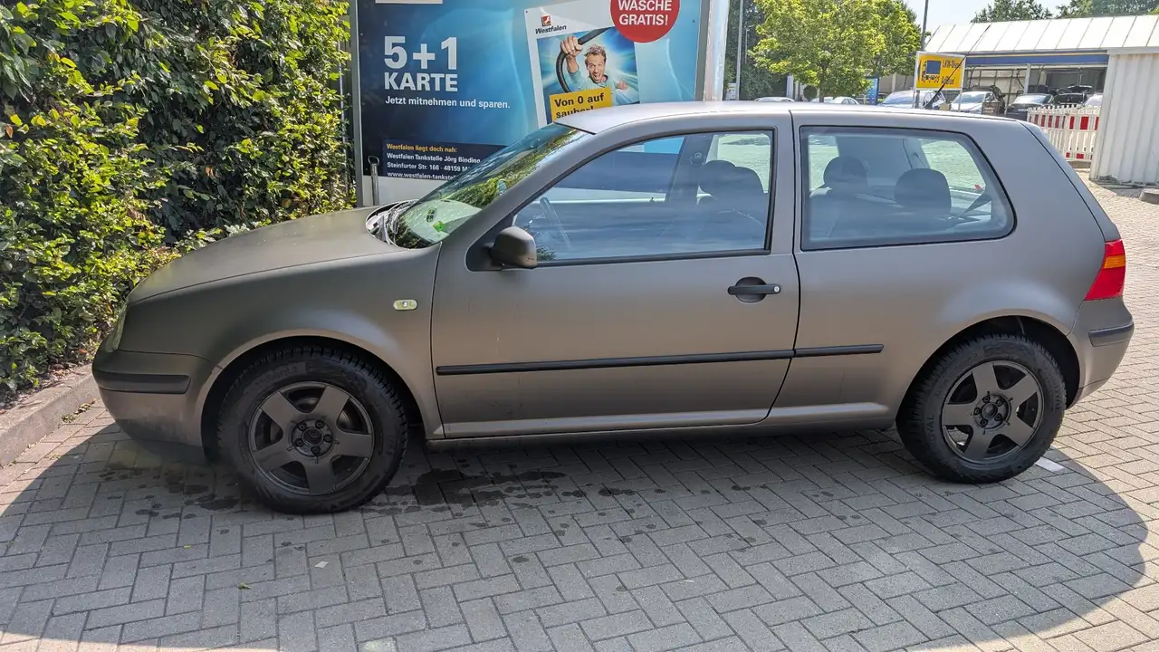 Volkswagen Golf 1.6, foto 1