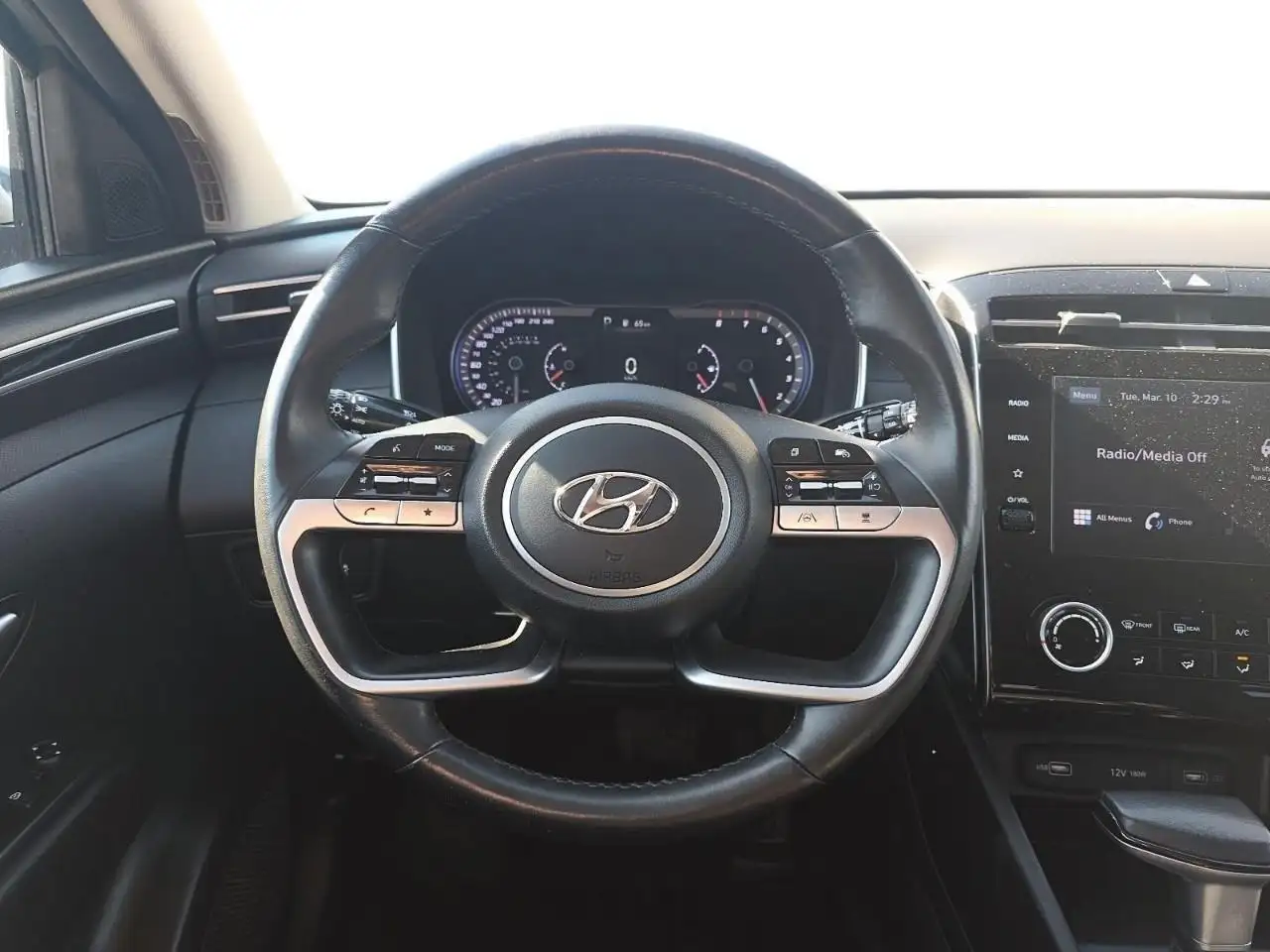 Hyundai TUCSON снимка Hyundai TUCSON