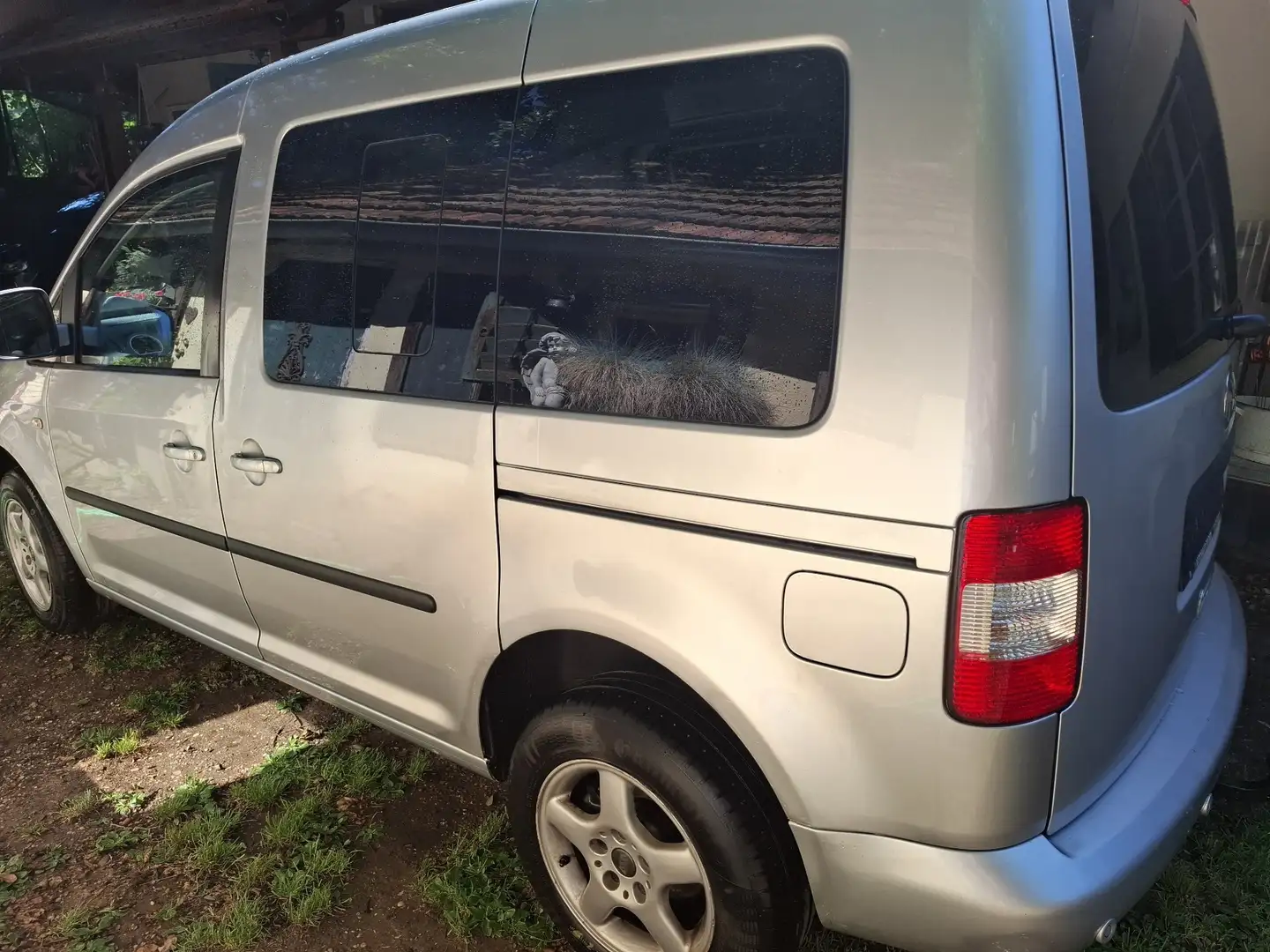 Volkswagen Caddy Life Tramper 1,9 TDI D-PF 4MOTION Silber - 2