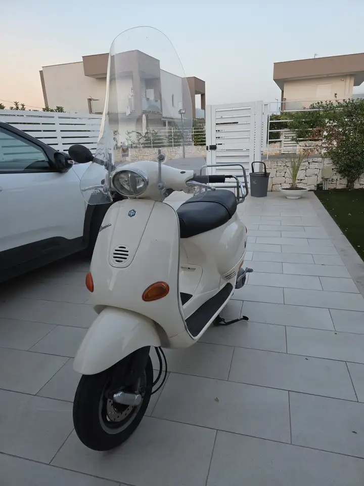 Vespa 125