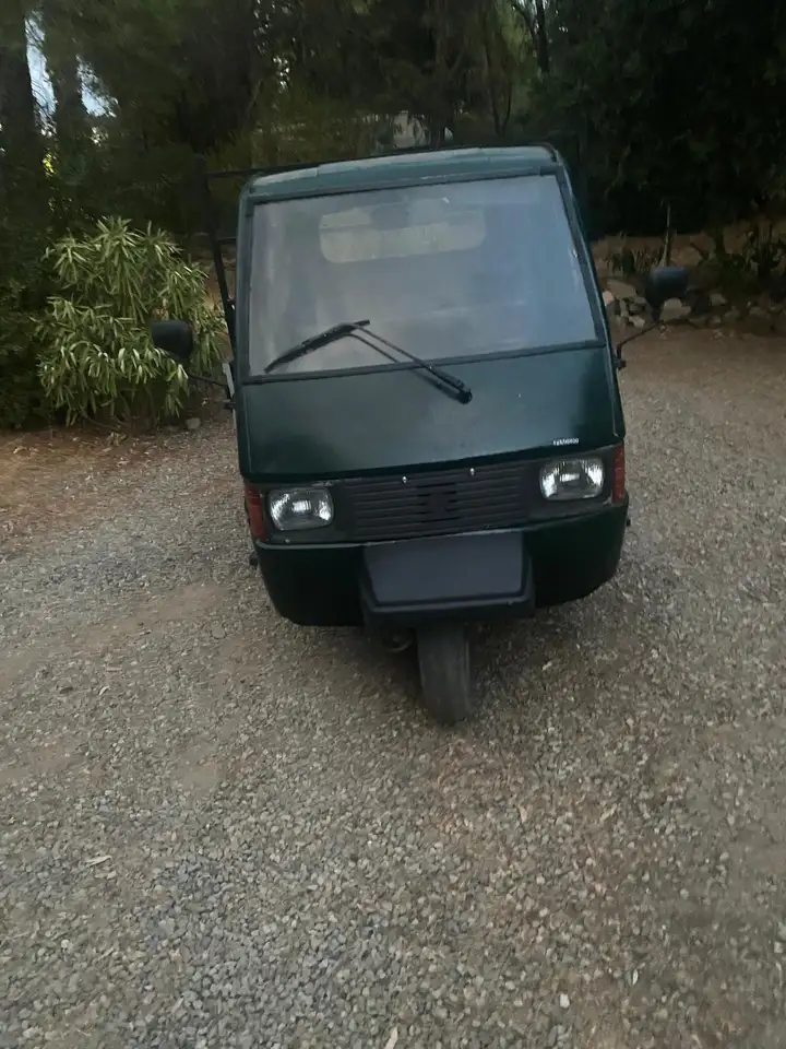 Piaggio 703, foto 1