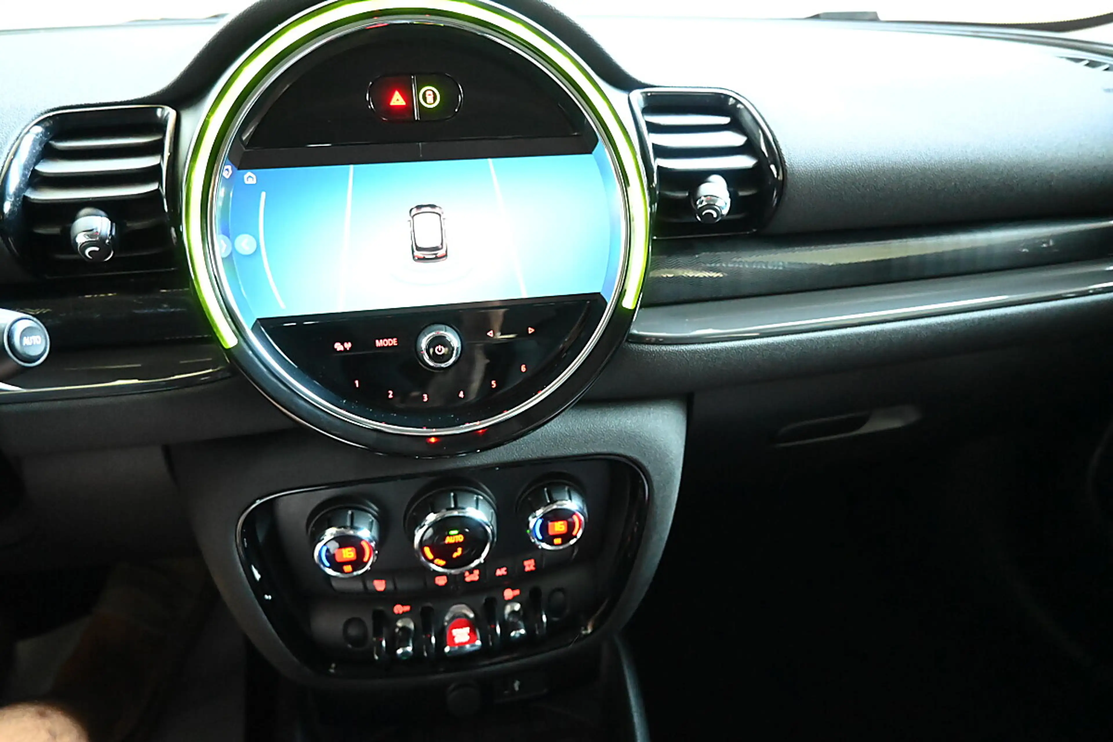 MINI One Clubman Mini Clubman CLUBMAN One D Aut.; Facelift; LED,... — photo 12