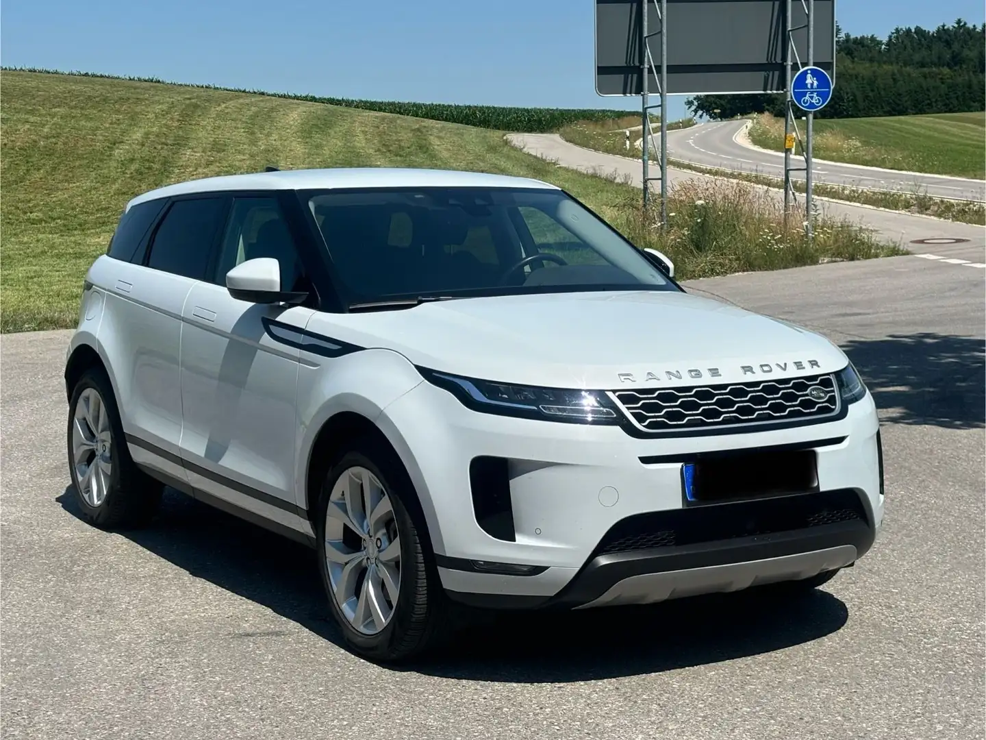 Land Rover Range Rover Evoque - 1