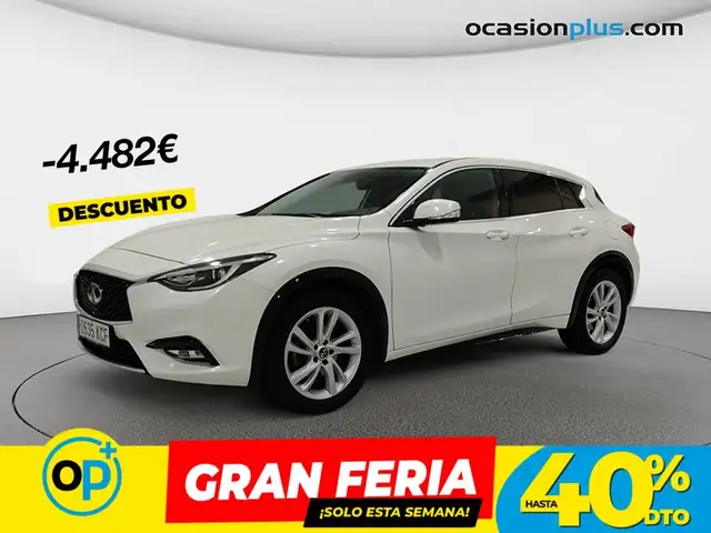 Infiniti Q30 1.6t Premium 122