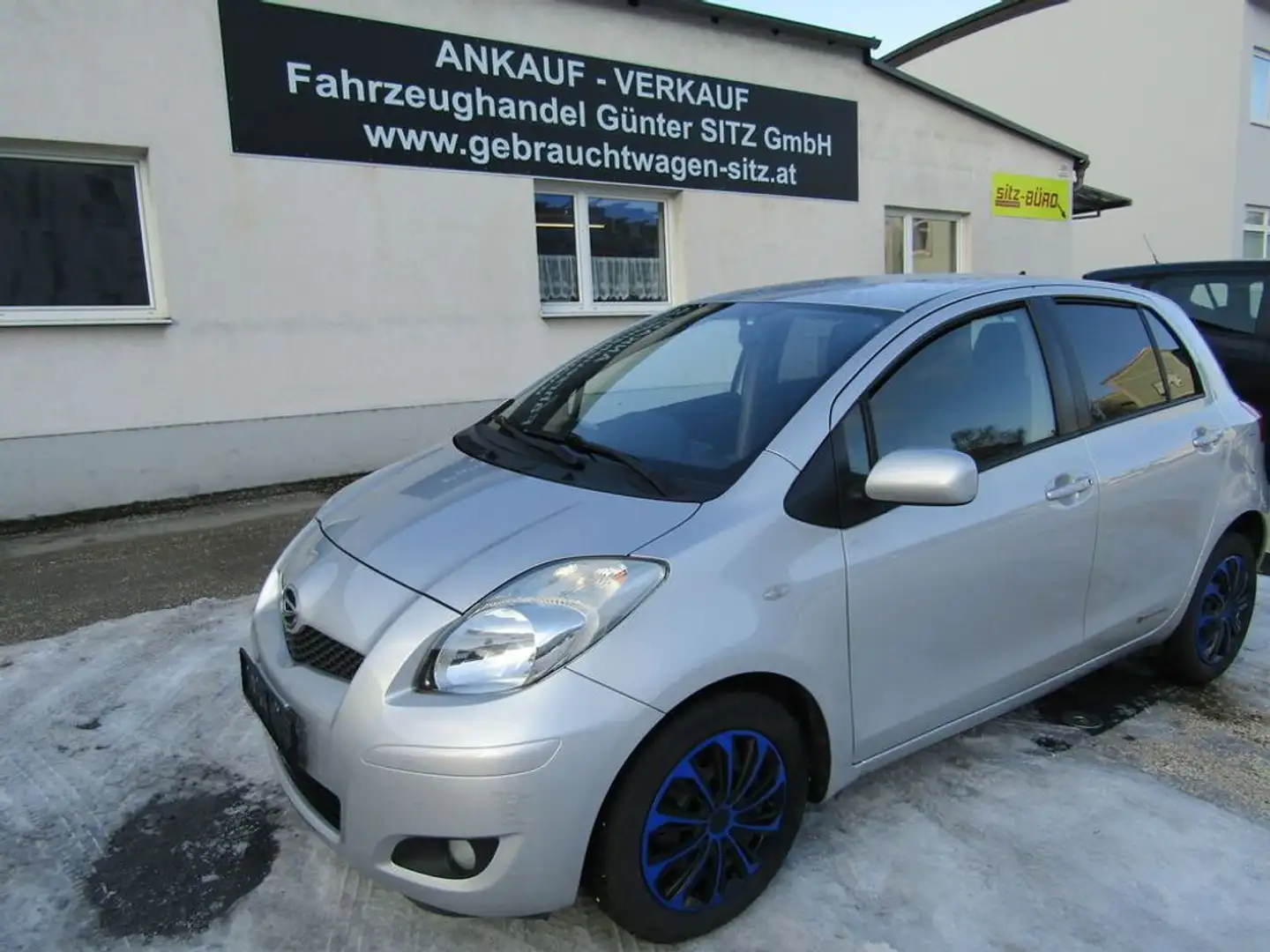 Daihatsu Charade 1,4 Top Grau - 1