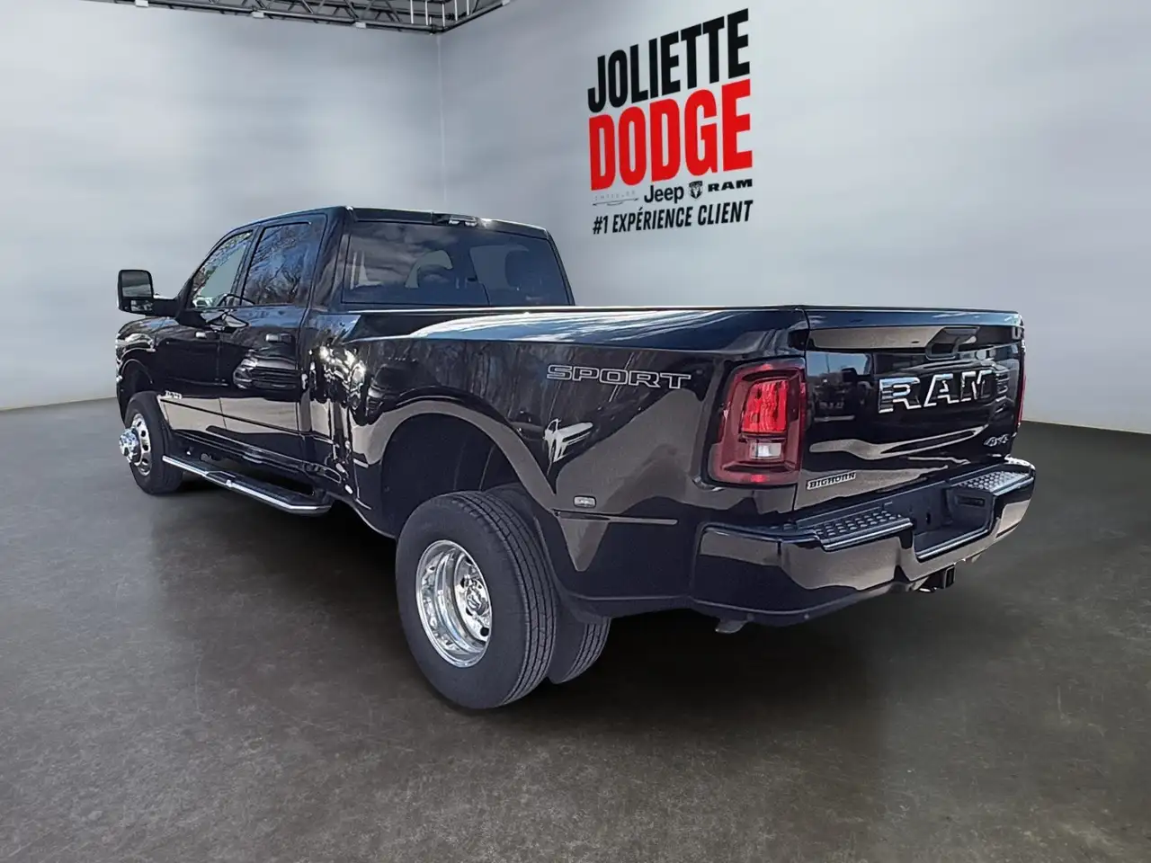 RAM 3500 снимка RAM 3500