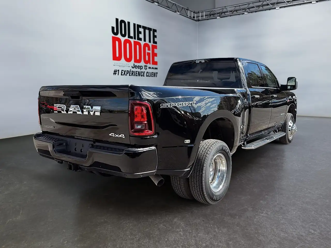 RAM 3500 снимка RAM 3500