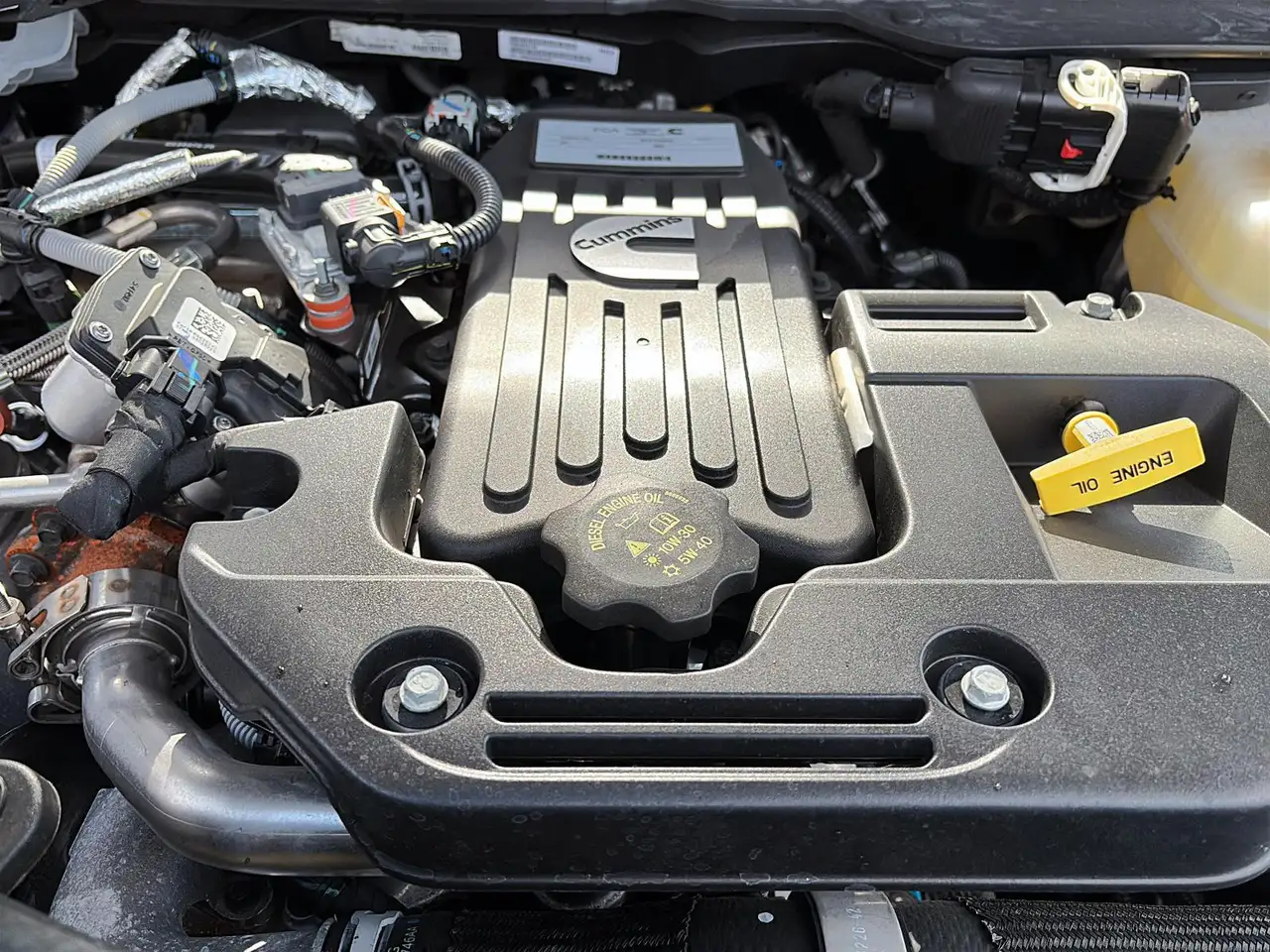 RAM 3500 снимка RAM 3500