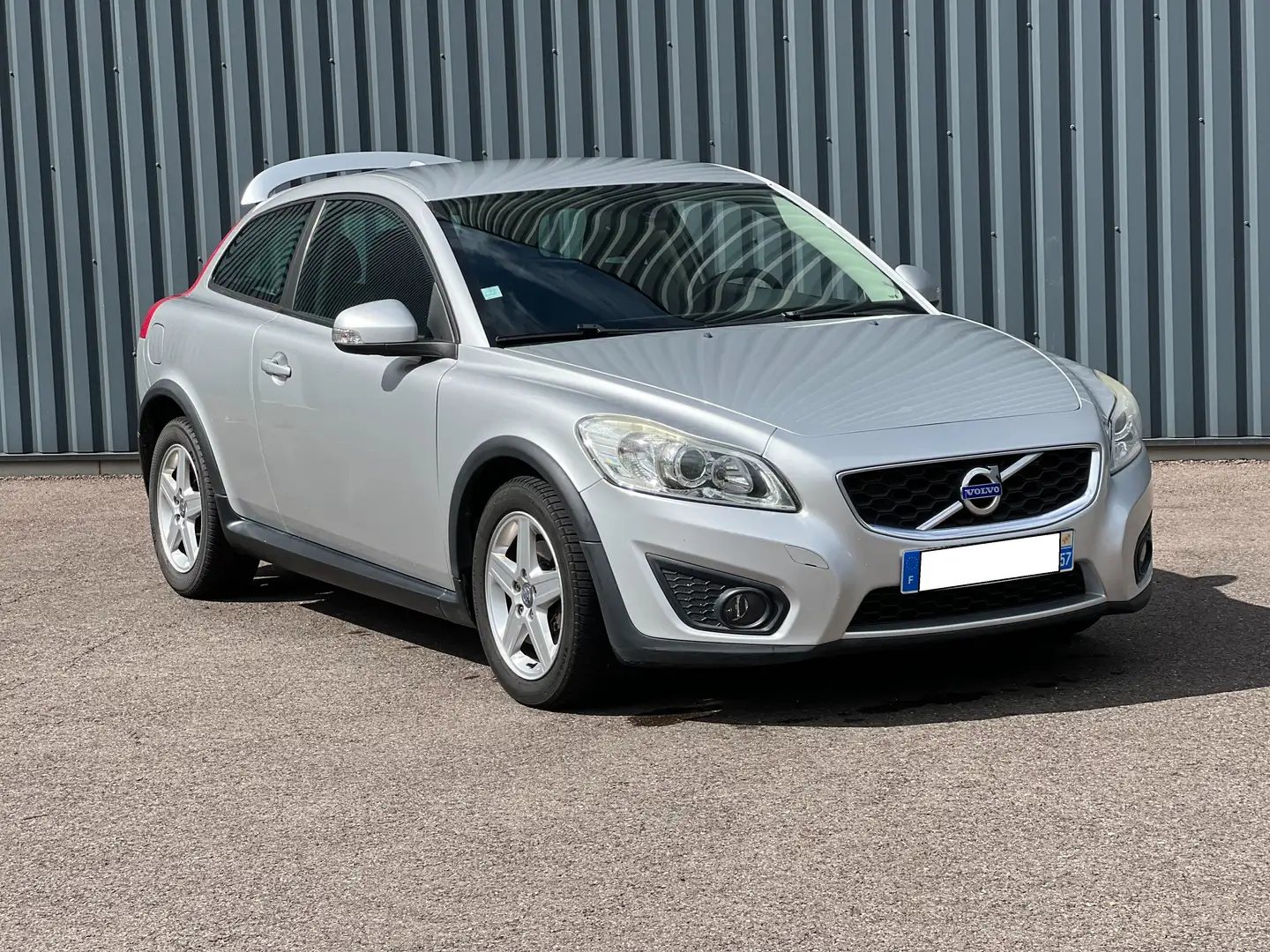 Volvo C30 C30 2.0D 136 ch Momentum - 1