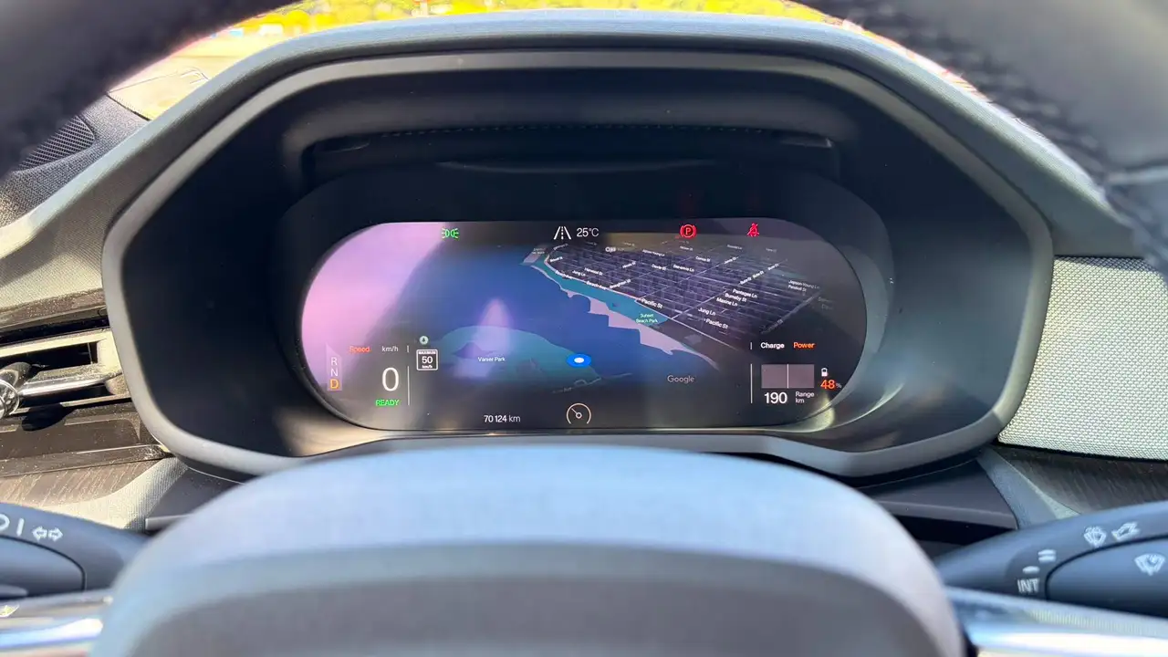 Polestar 2 снимка Polestar 2