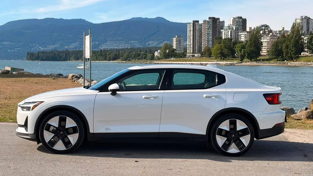 Polestar 2 снимка Polestar 2