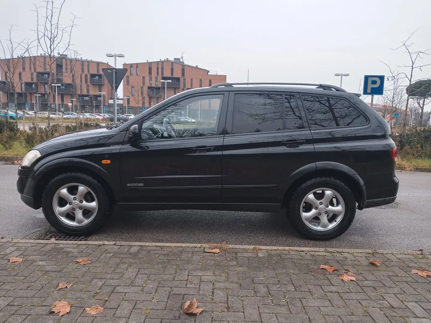 SsangYong Kyron Kyron 2.0 xvt Style 4wd Schwarz - 1