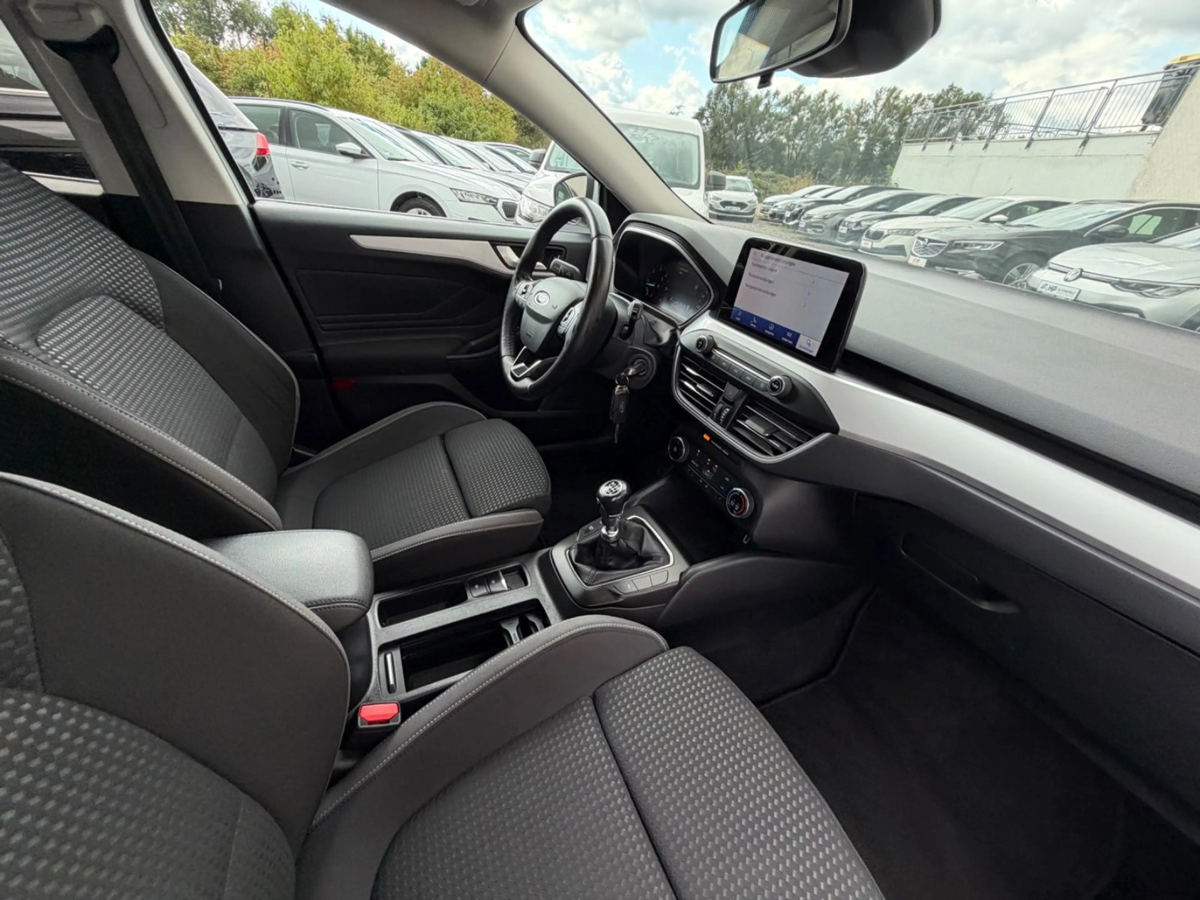 Ford Focus Turnier 1.5 ECOB Cool & Connect/1.Hand — photo 9