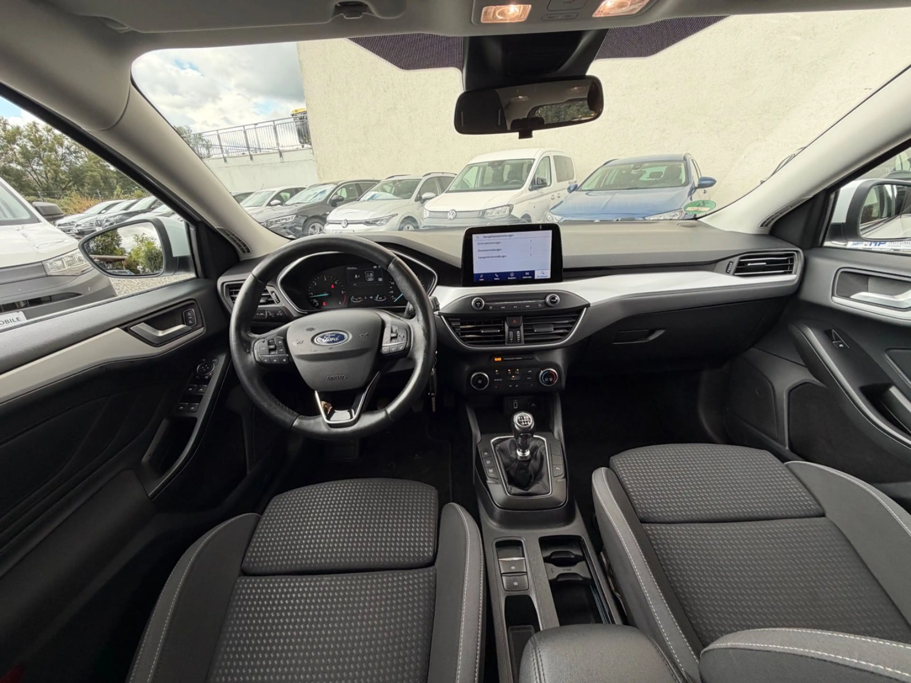 Ford Focus Turnier 1.5 ECOB Cool & Connect/1.Hand — photo 14