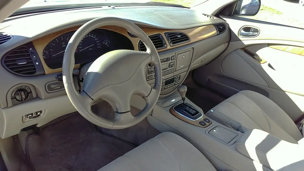 Jaguar S-Type 3.0 V6, foto 10