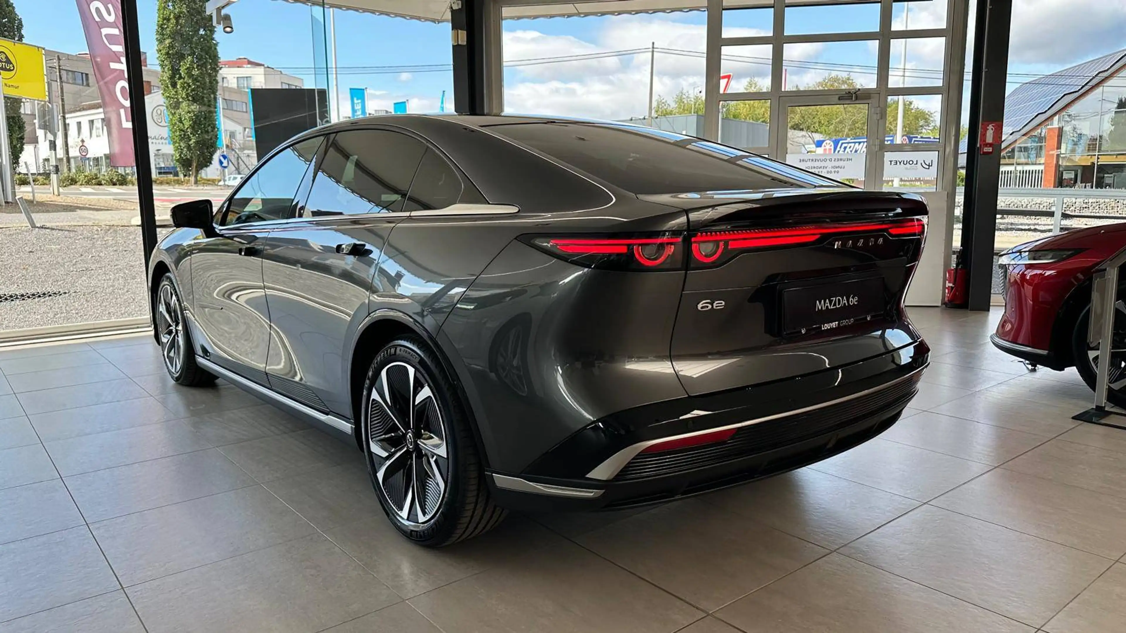 Mazda 6e 6e 68.8 kWh Takumi Plus Takumi Plus — photo 3