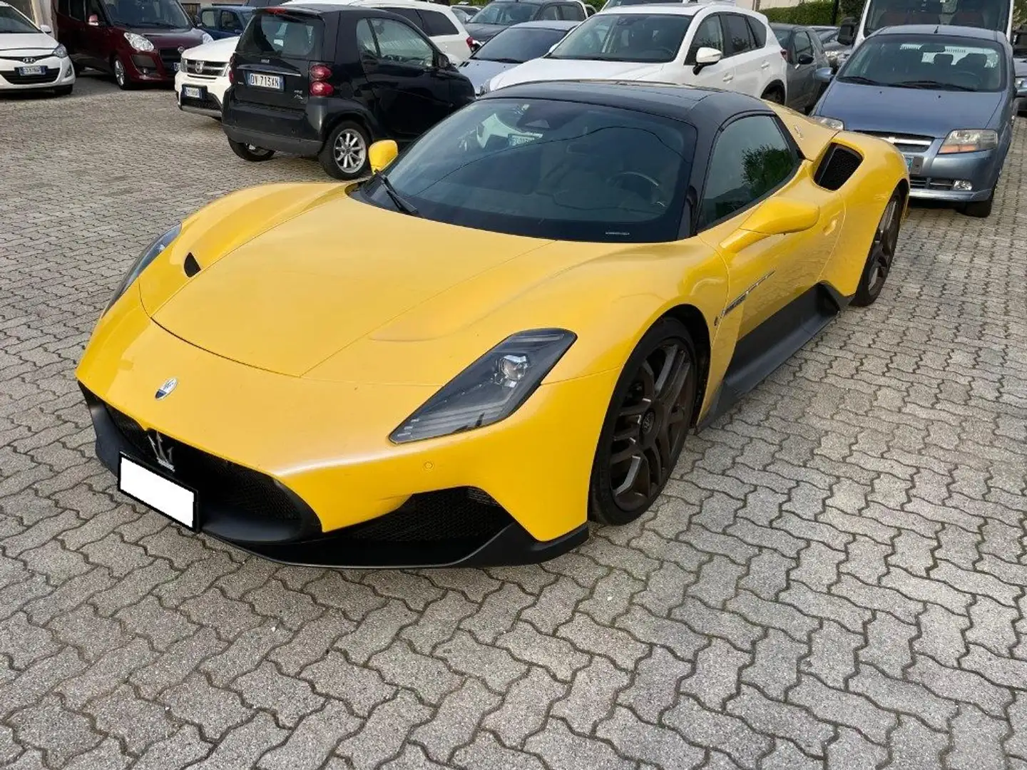 Maserati MC20 Cielo " SOLO NOLLEGGIO " Amarillo - 1