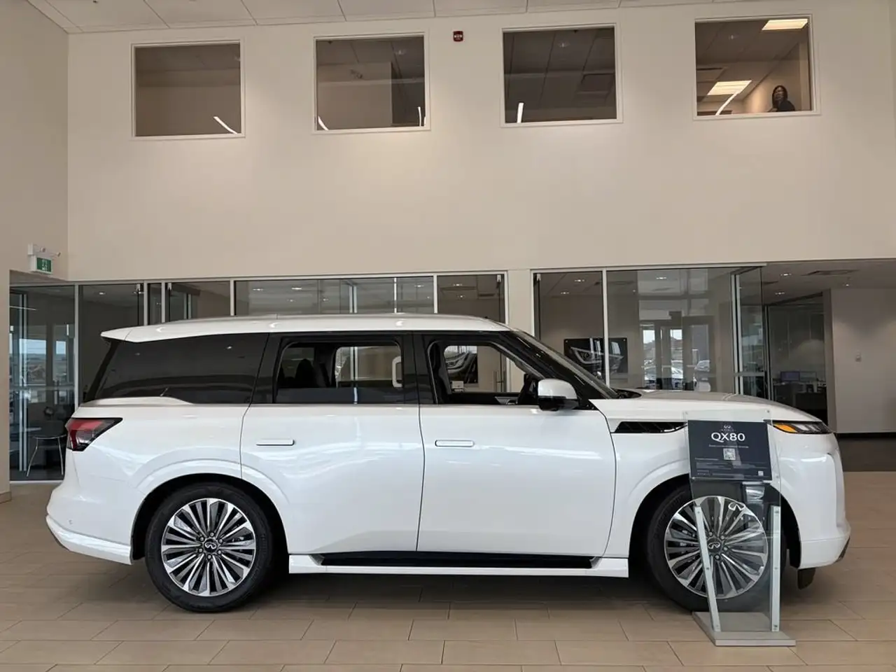 Infiniti QX80 fotografie Infiniti QX80