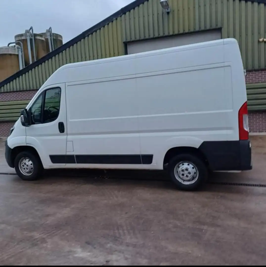 Peugeot Boxer HDi 330 L2H2 Komfort - 2