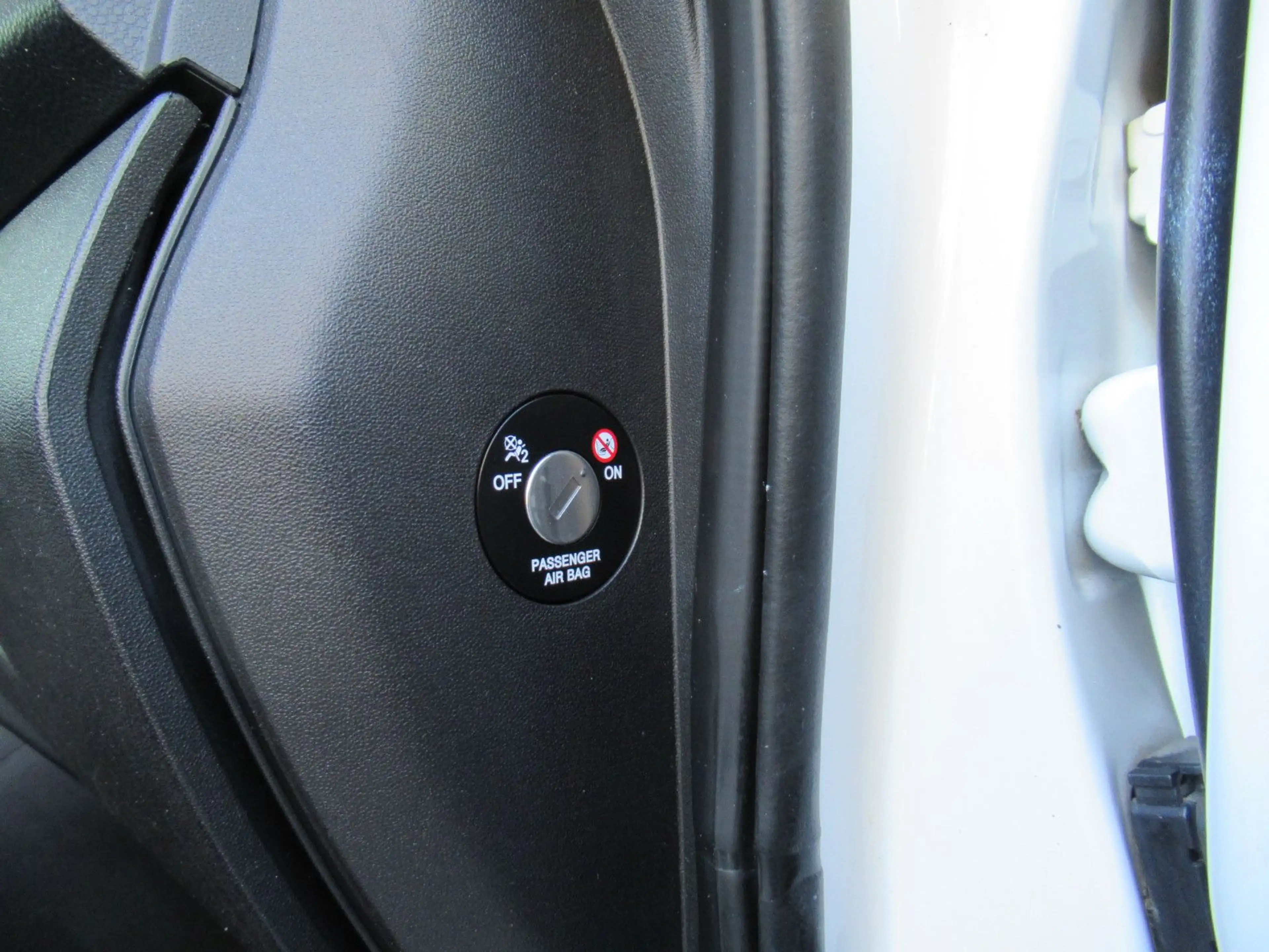 Hyundai iX20 1.6 Trend Automatik 2.Hd./Klima/eFH/ZV... — photo 27