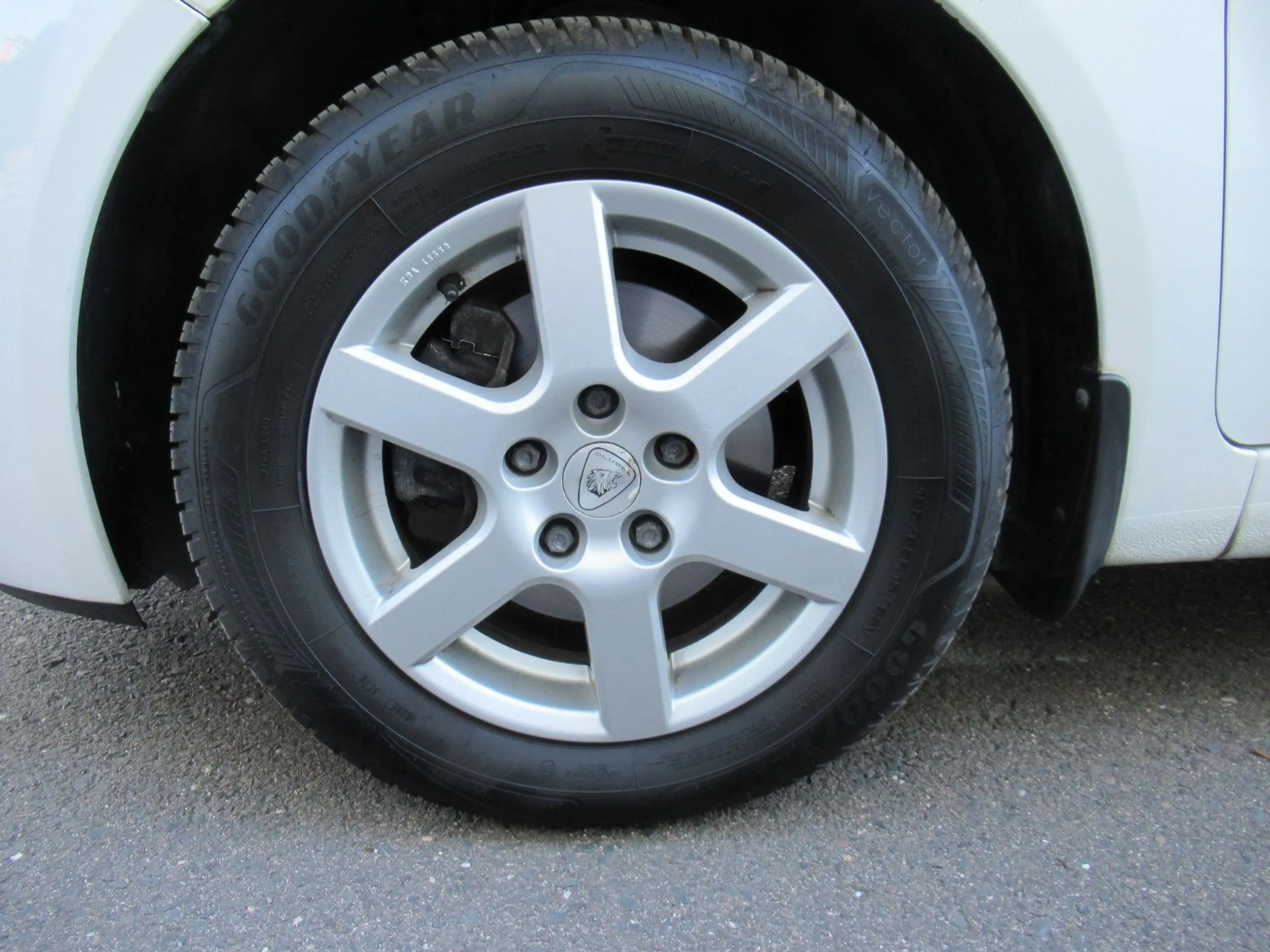 Hyundai iX20 1.6 Trend Automatik 2.Hd./Klima/eFH/ZV... — photo 11
