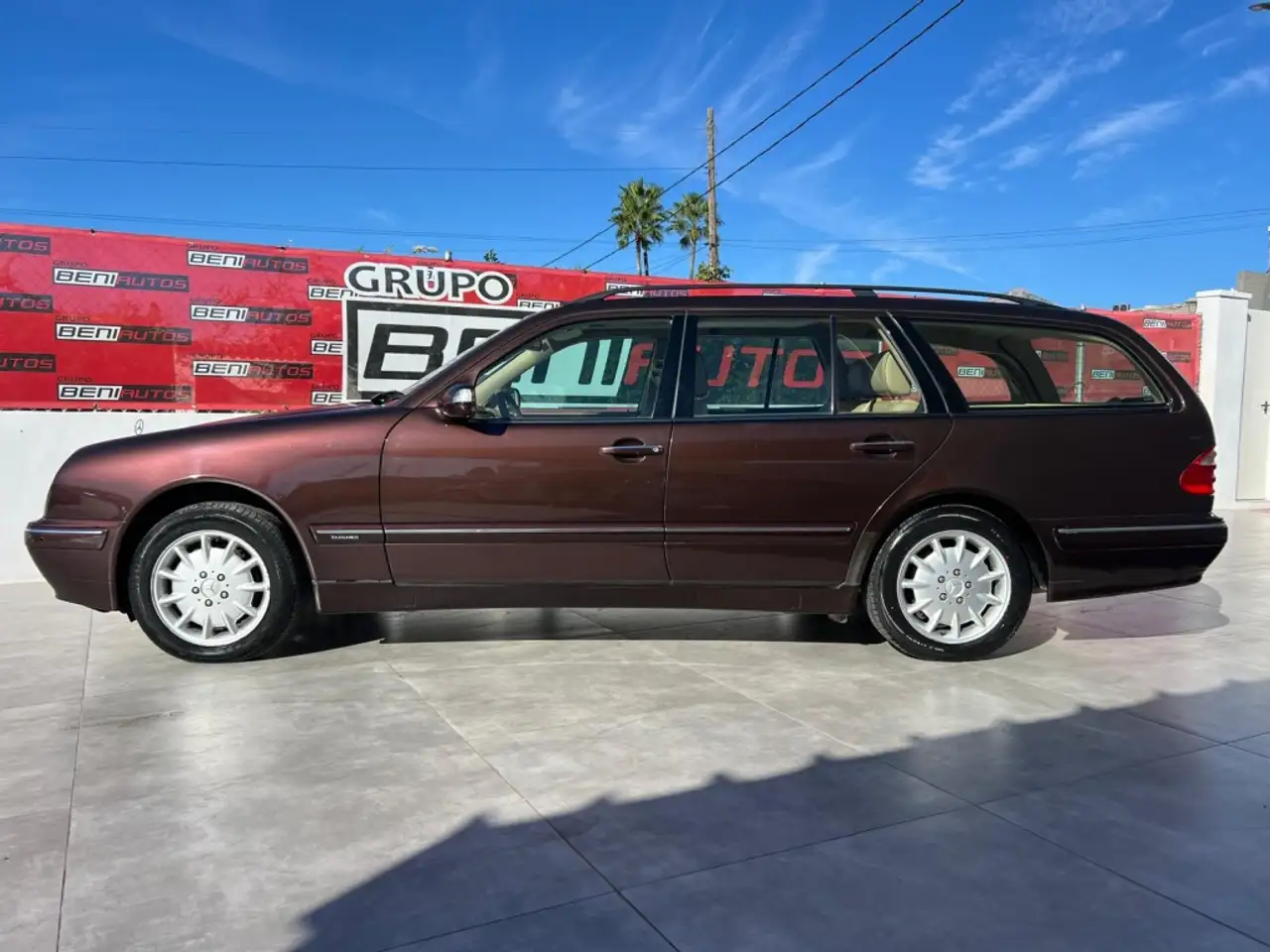 Mercedes-Benz E 280 Familiar Elegance 4Matic, foto 2