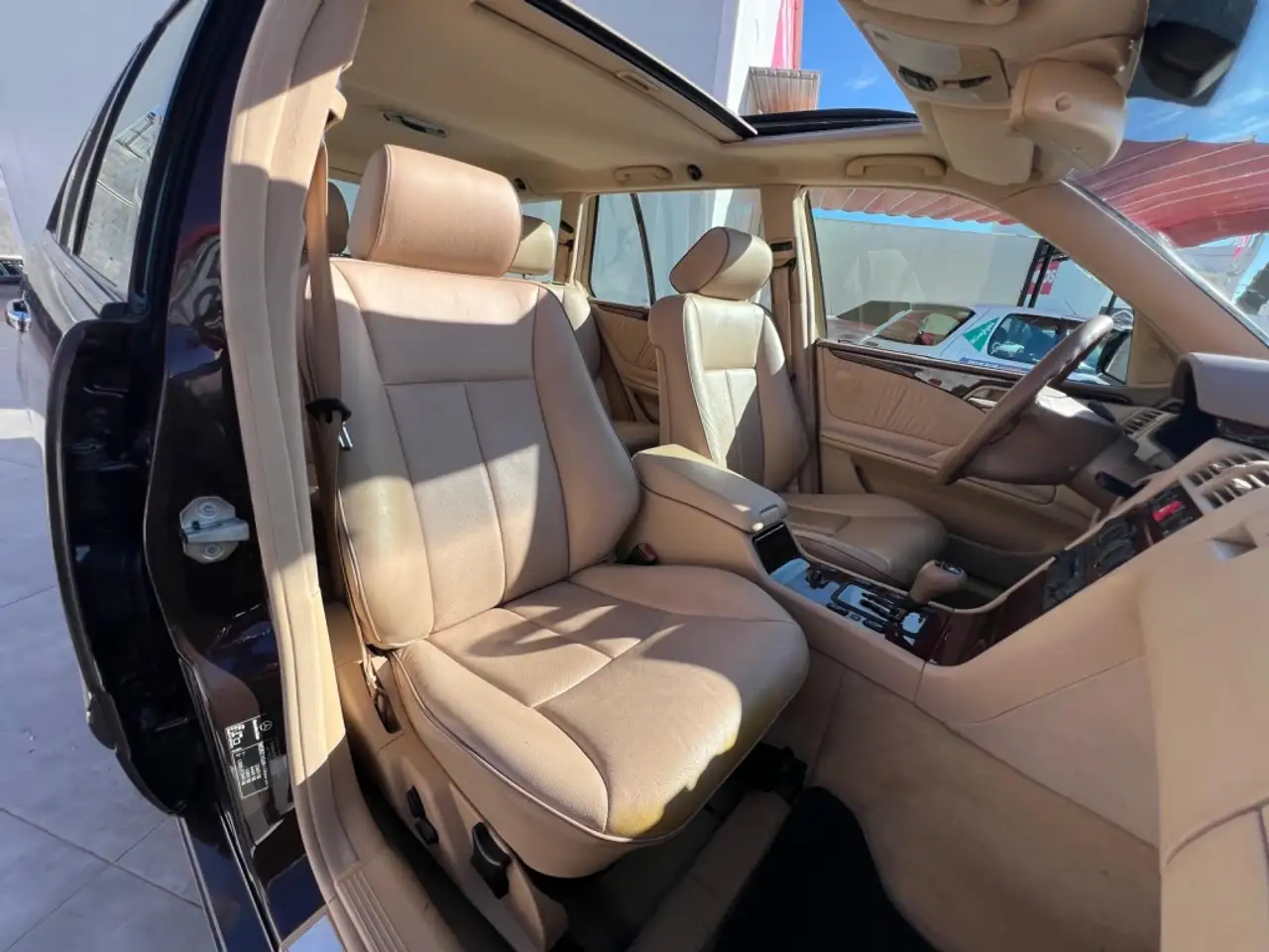 Mercedes-Benz E 280 Familiar Elegance 4Matic, foto 12