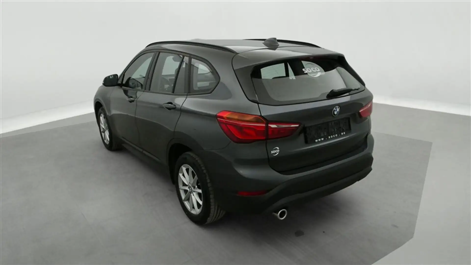 BMW X1 1.5i sDrive18 Cuir / Navi Pro / PDC av+ar Gris - 2